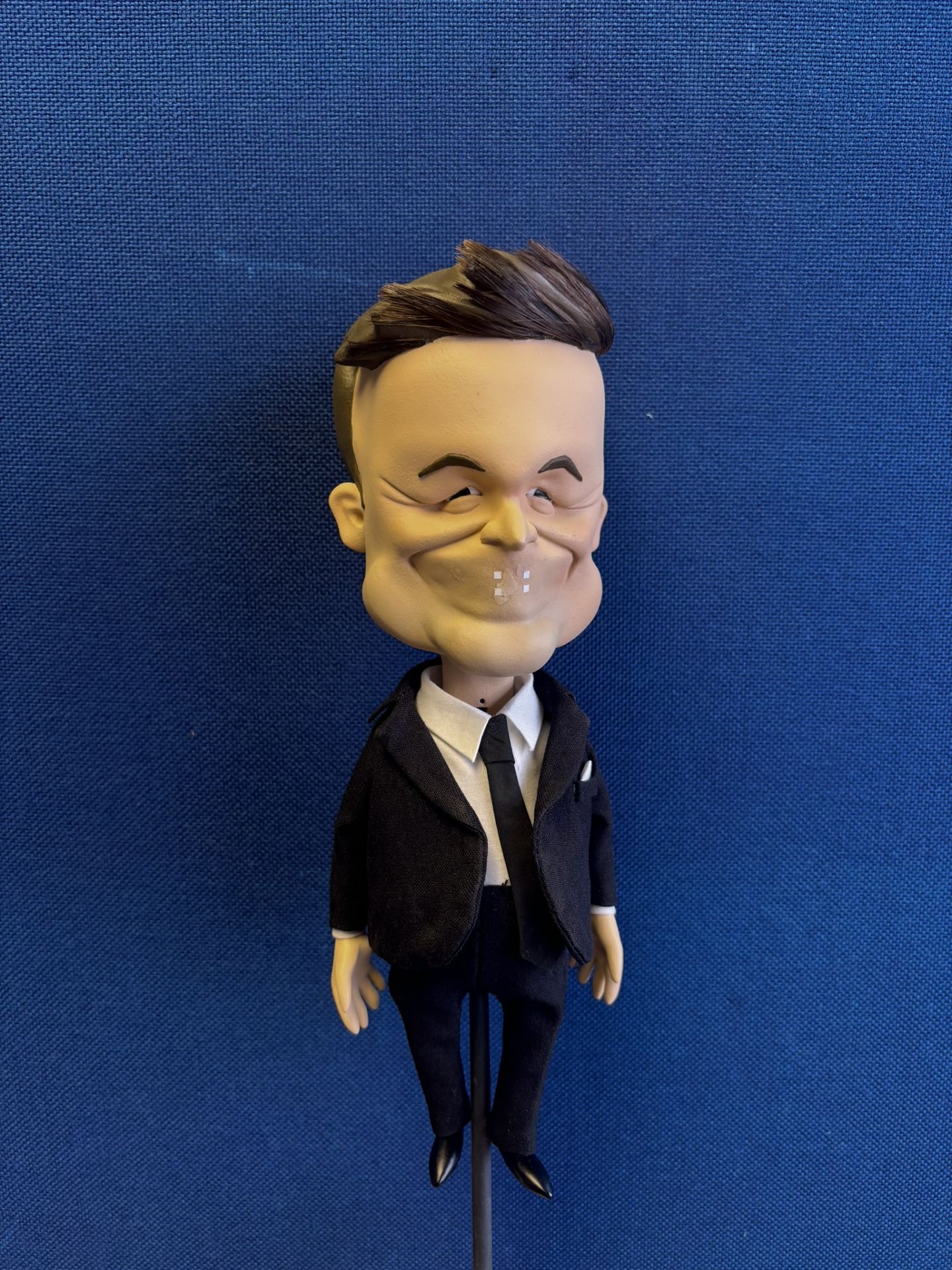 Newzoid puppet - Declan Donnelly - Image 2 of 4