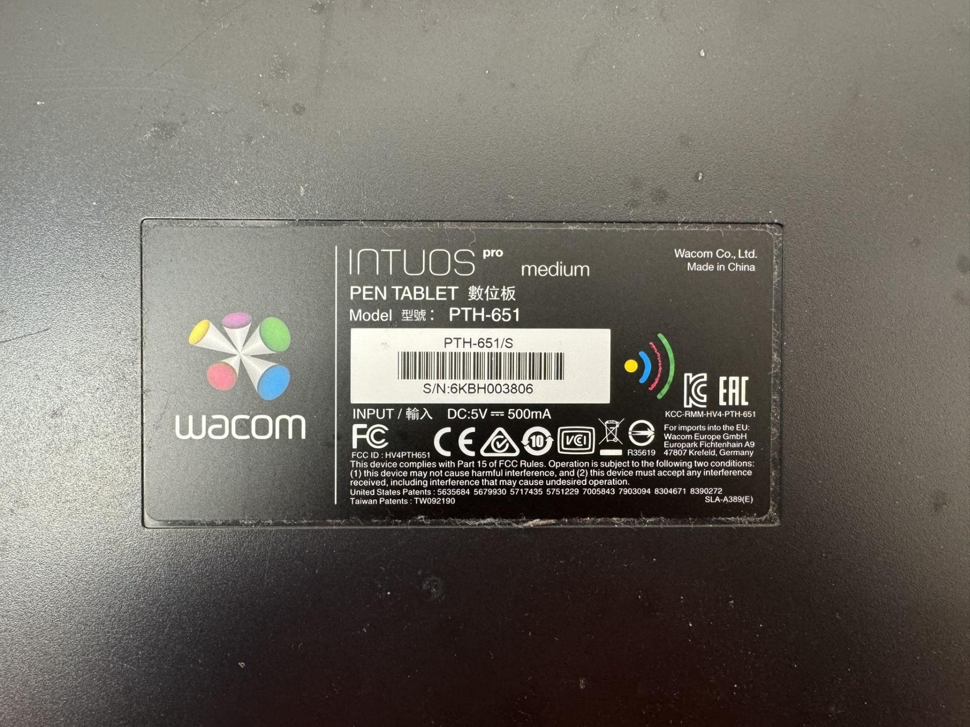 Wacom Intuos Pro Medium Pth651 Pen and Touch Tablet Without Pen - Image 2 of 2