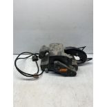 B&Q 810W belt sander