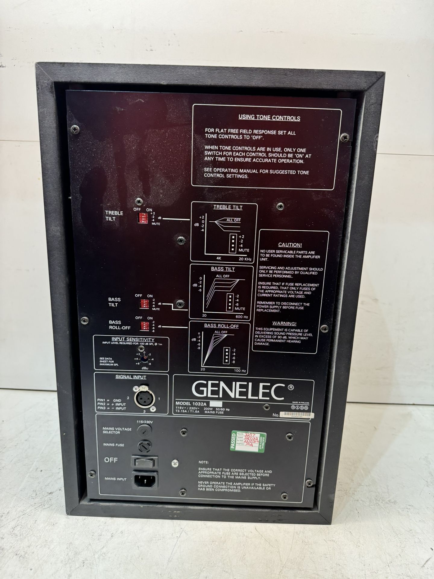 Genelec 1032A 10" Powered Nearfield Studio Monitor - Image 3 of 4