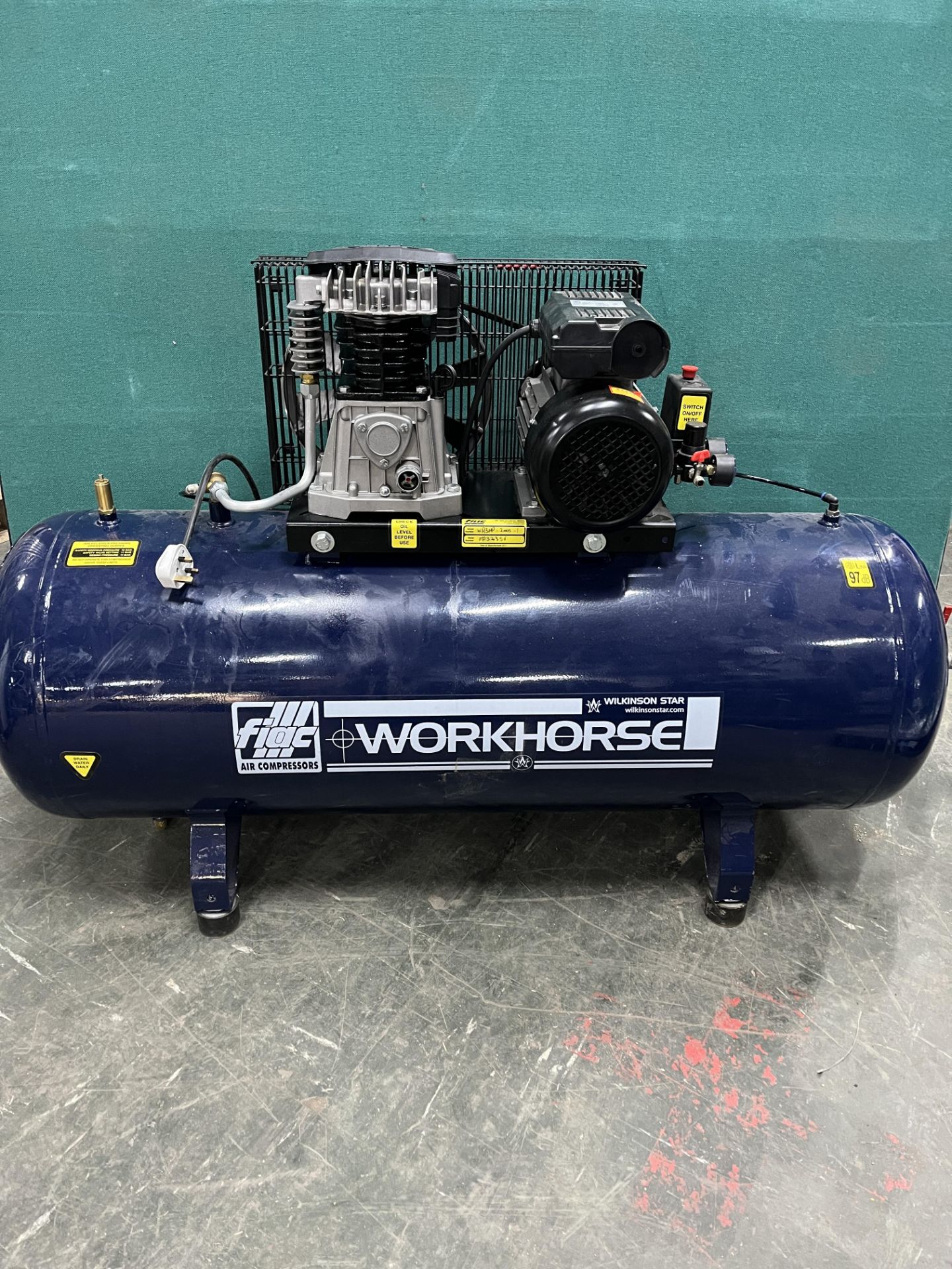 Fiac MEC 90 workhorse receiver mounted air compressor - Image 7 of 12