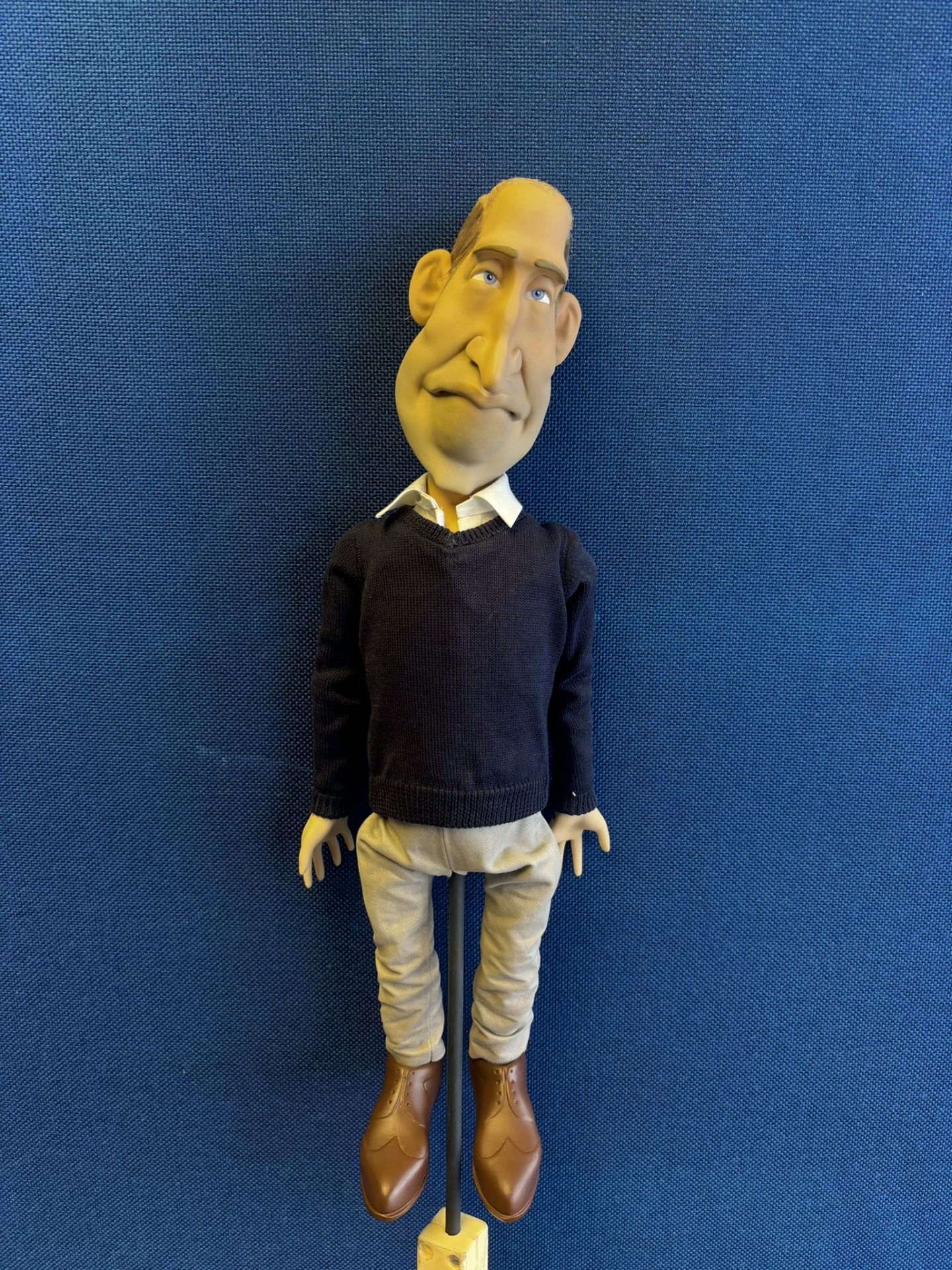Newzoid puppet - Prince William - Image 2 of 4