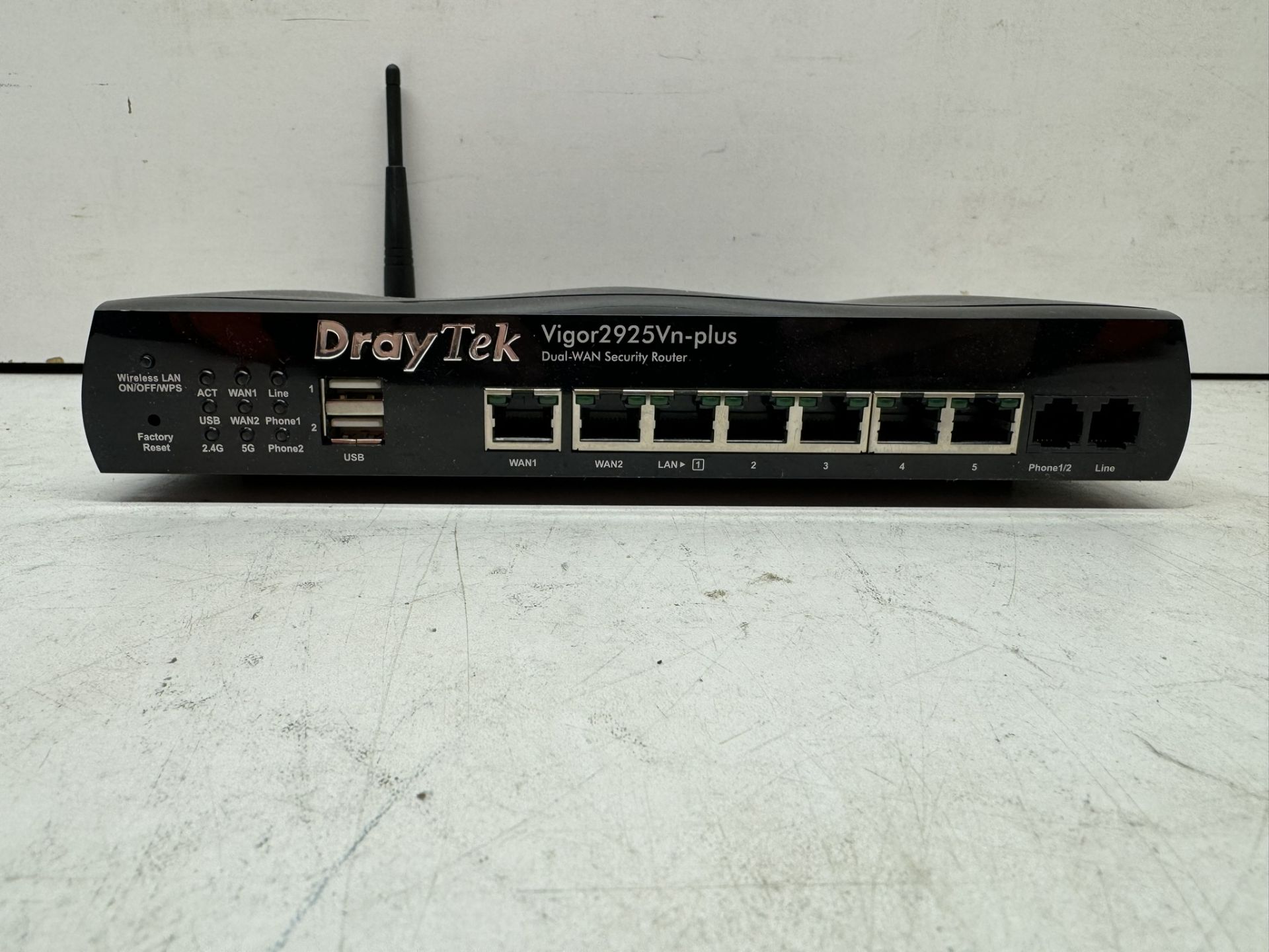 Draytek Vigor 2925Vn Plus Dual-WAN Security Router - Bild 2 aus 4
