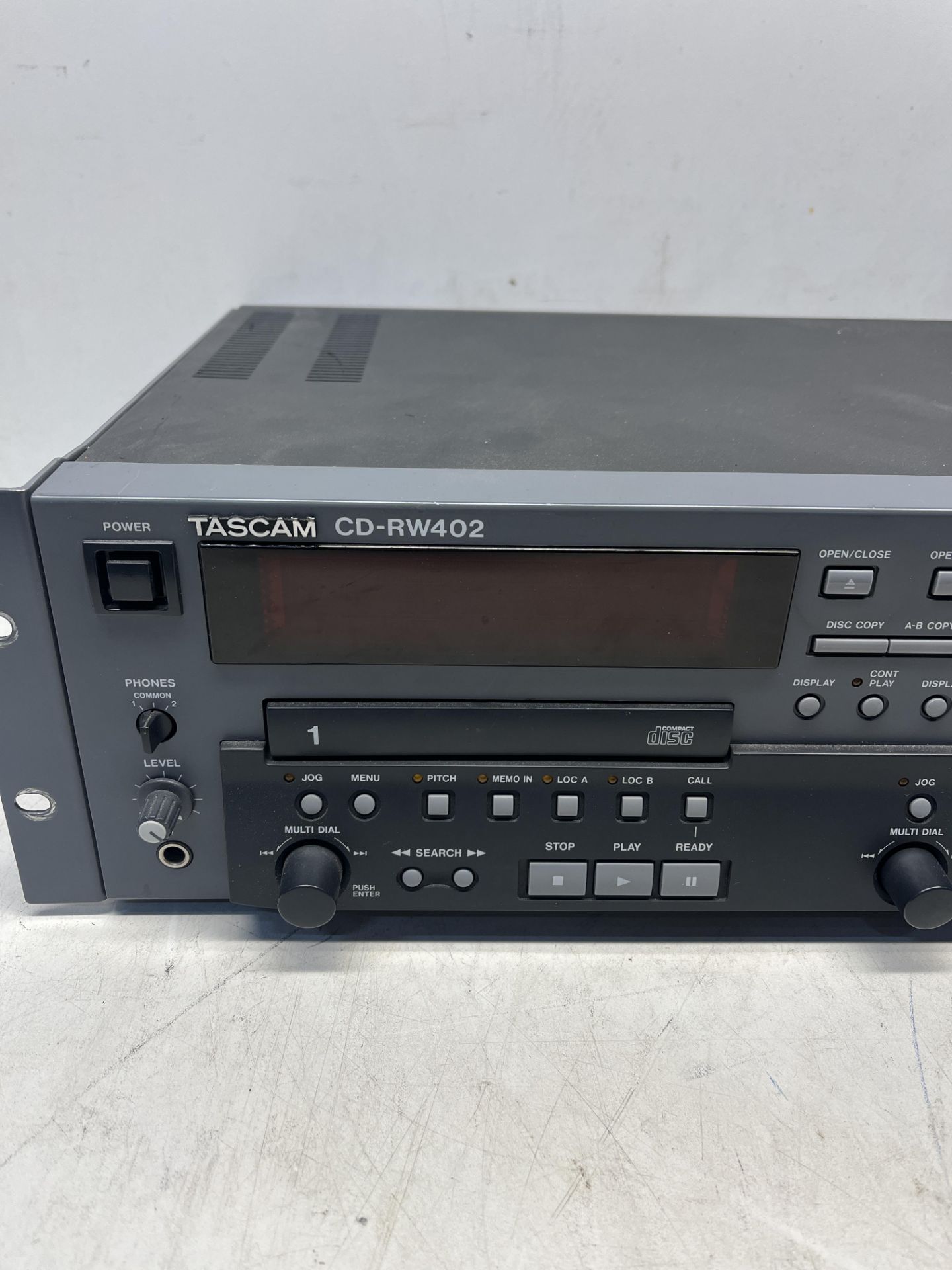 Tascam CD-RW402 CD Recorder - Bild 2 aus 5