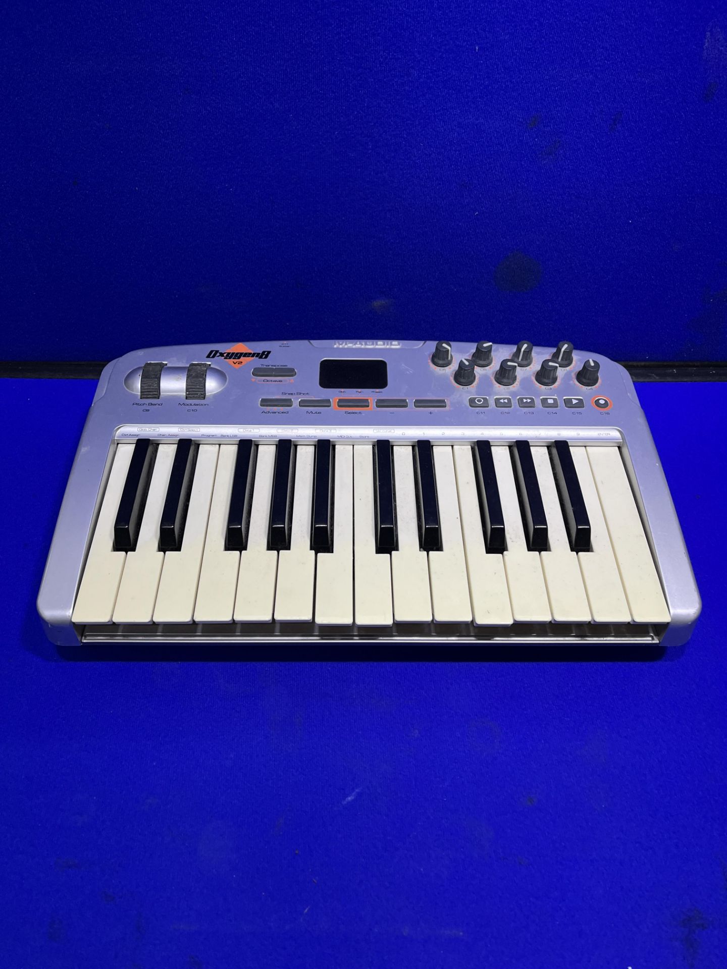 M-Audio Oxygen 8 V2 USB Midi Controller Keyboard