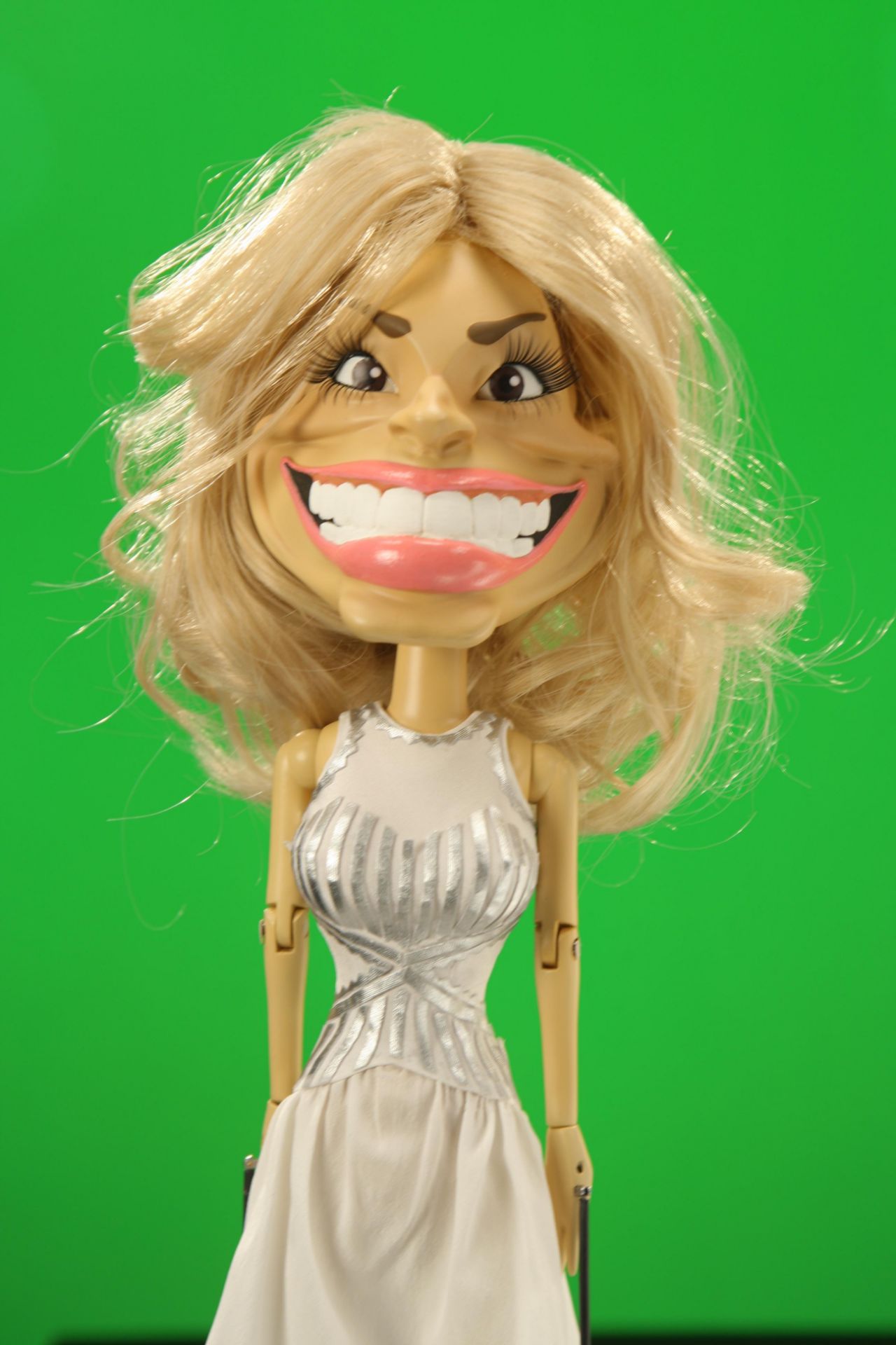 Newzoid puppet - Tess Daly