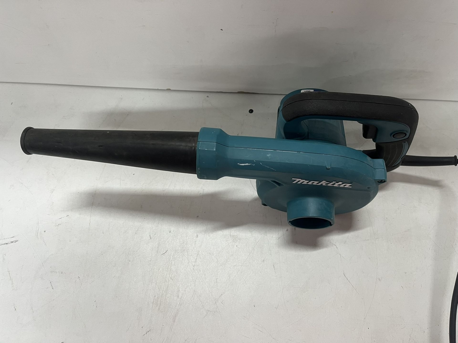 MAKITA UB1103 110V VARIABLE SPEED BLOWER - Bild 2 aus 4