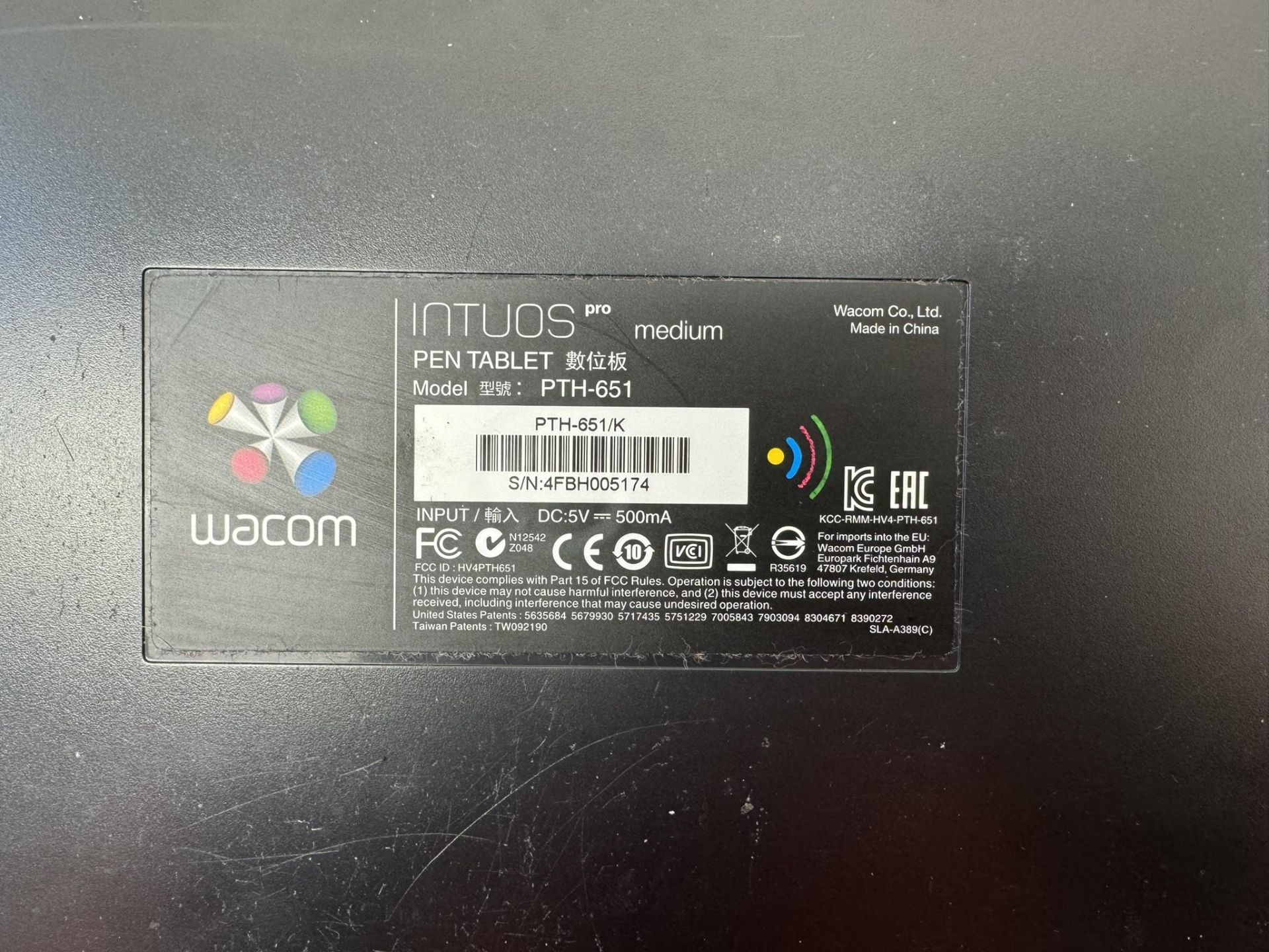 Wacom Intuos Pro Medium Pth651 Pen and Touch Tablet Without Pen - Image 2 of 2