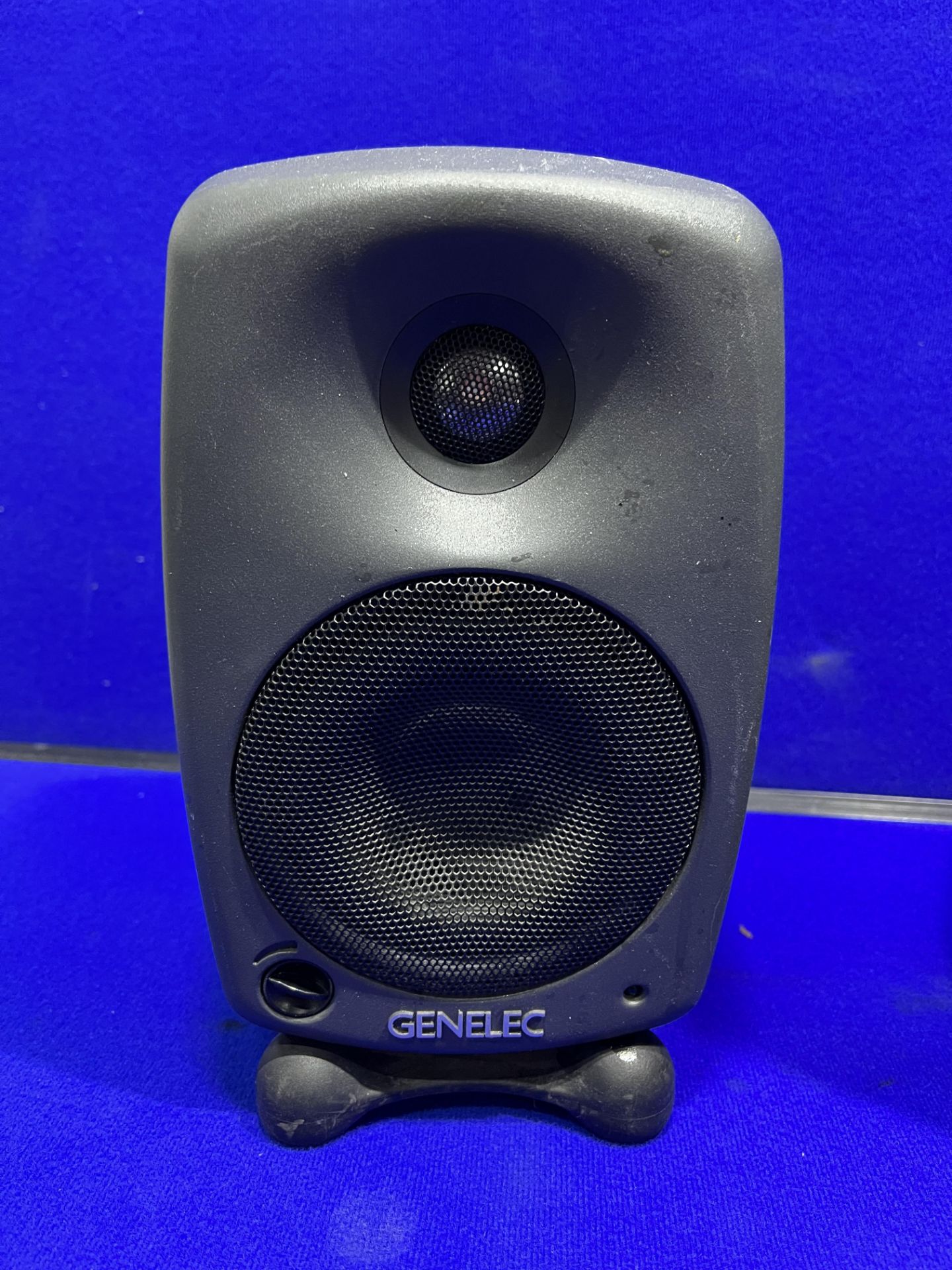Genelec 8020A 4" Powered Nearfield Studio Monitor (Pair) - Bild 2 aus 6