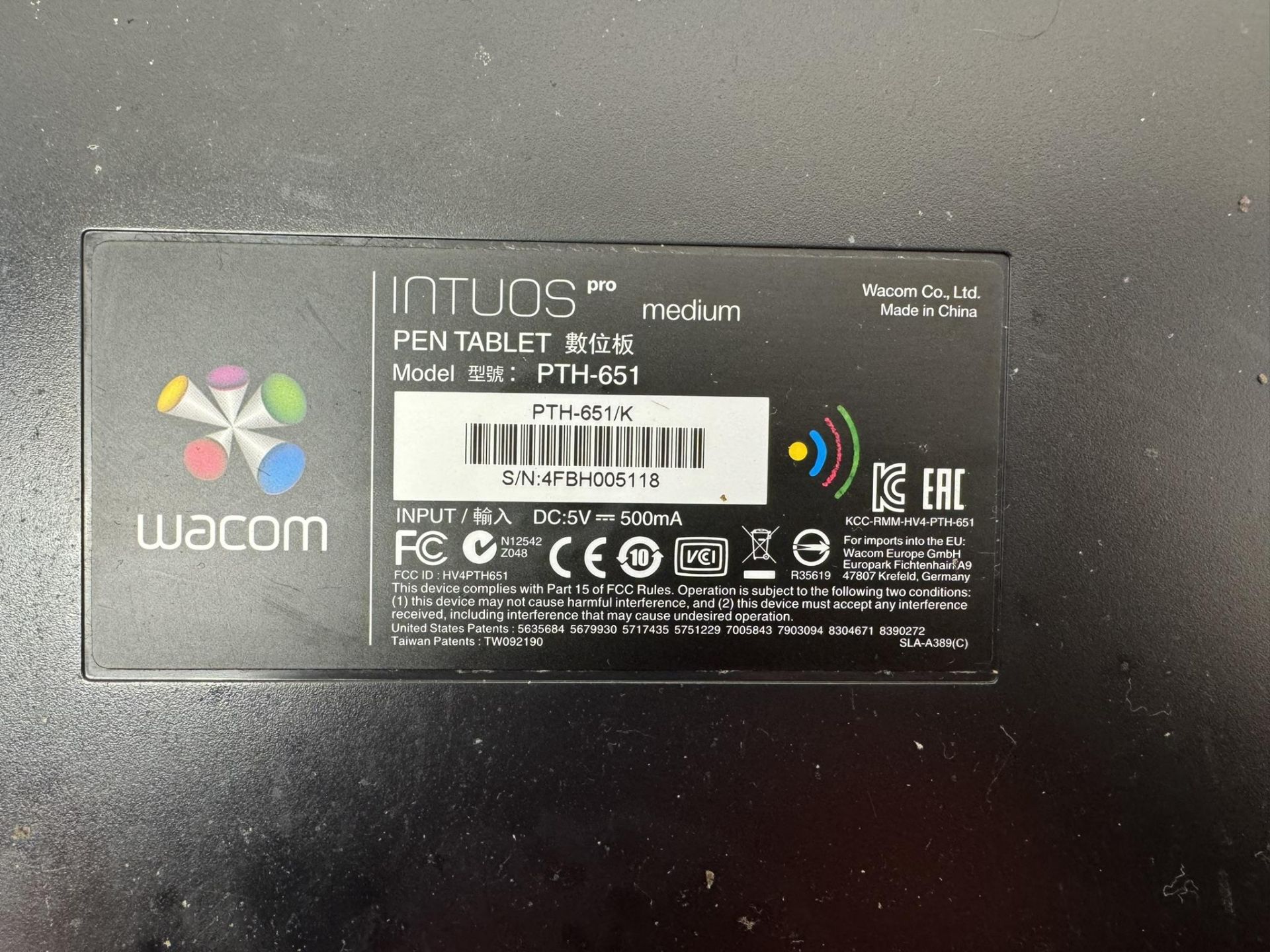 Wacom Intuos Pro Medium Pth651 Pen and Touch Tablet - Image 3 of 5