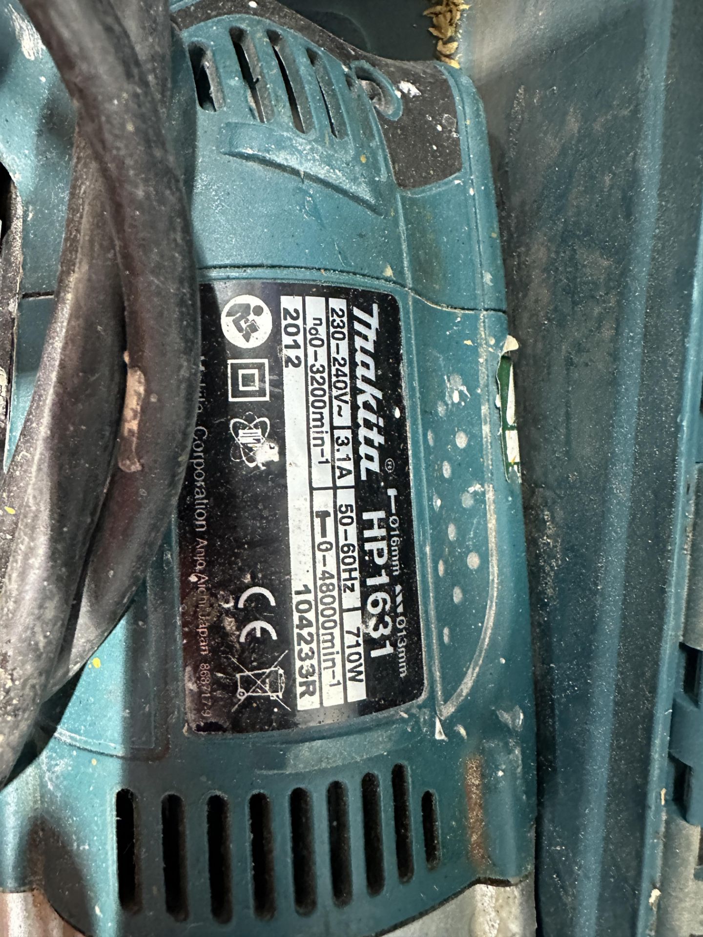 Makita HP1631K 240V 710W Corded Hammer drill - Image 3 of 7