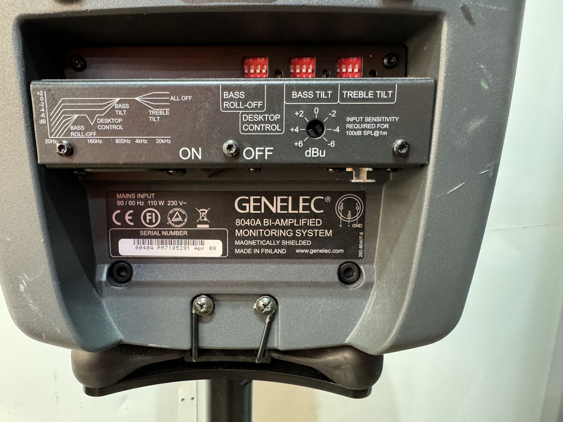 Genelec 8040A 6.5" Powered Nearfield Studio Monitor (Pair) - Bild 7 aus 7