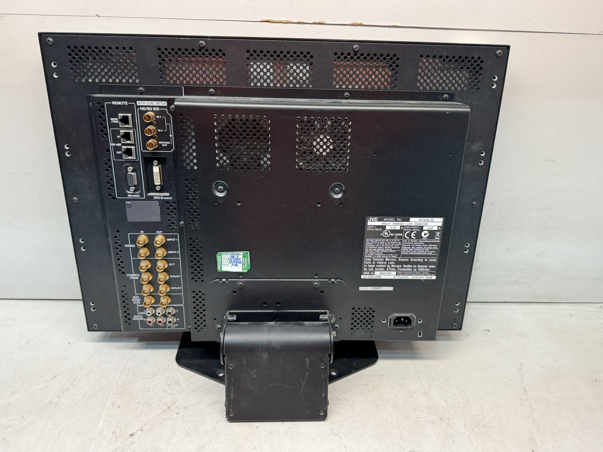 JVC DT-V24L1D Professional 24” LCD Monitor - Image 3 of 4
