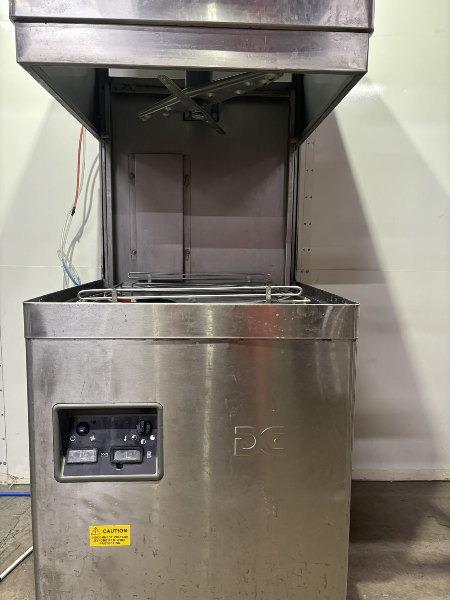DC Premium Range Passthrough Dishwasher - Bild 6 aus 8