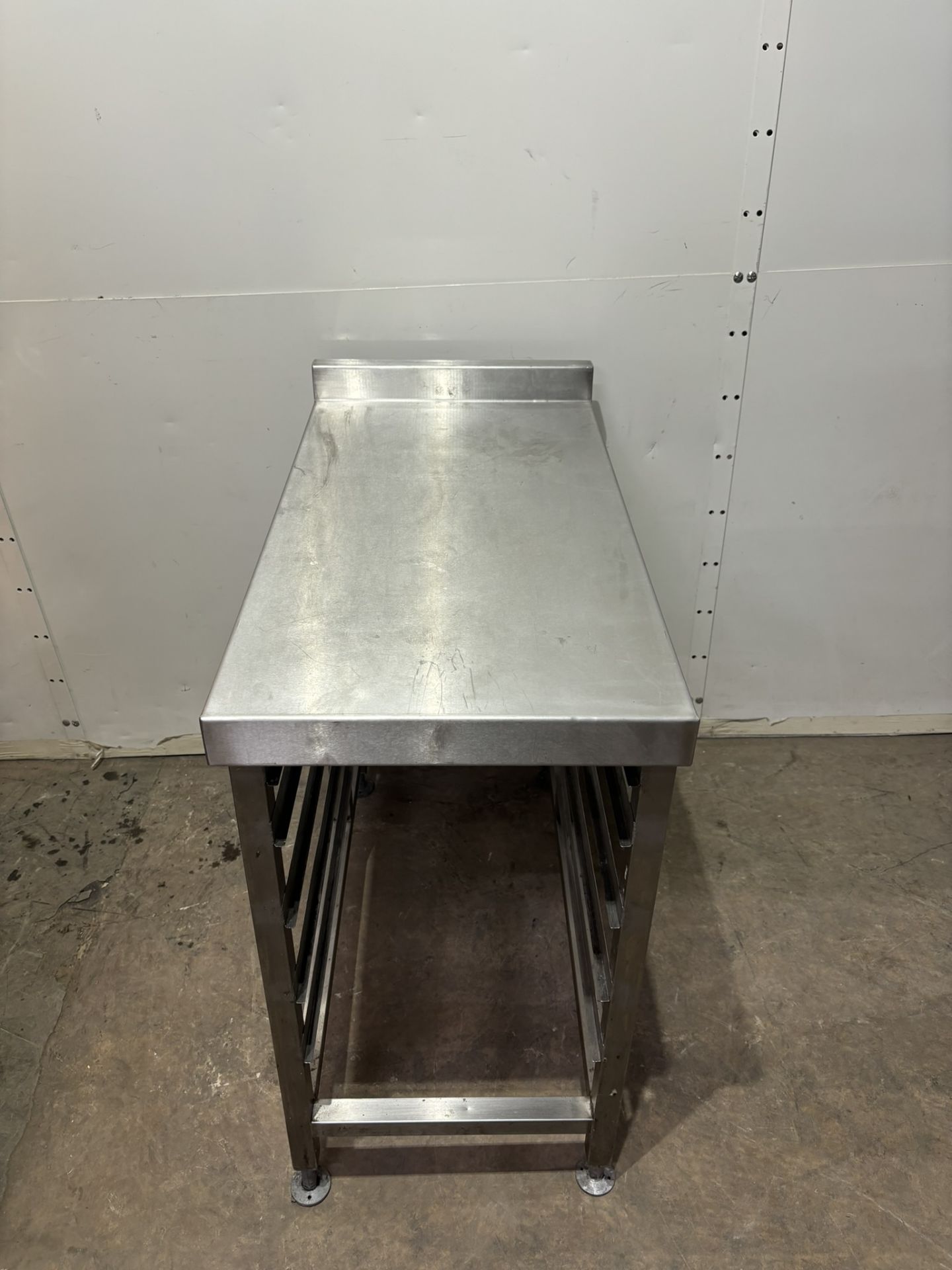 Small Catering Preperation Table with Tray Racking - Bild 4 aus 4