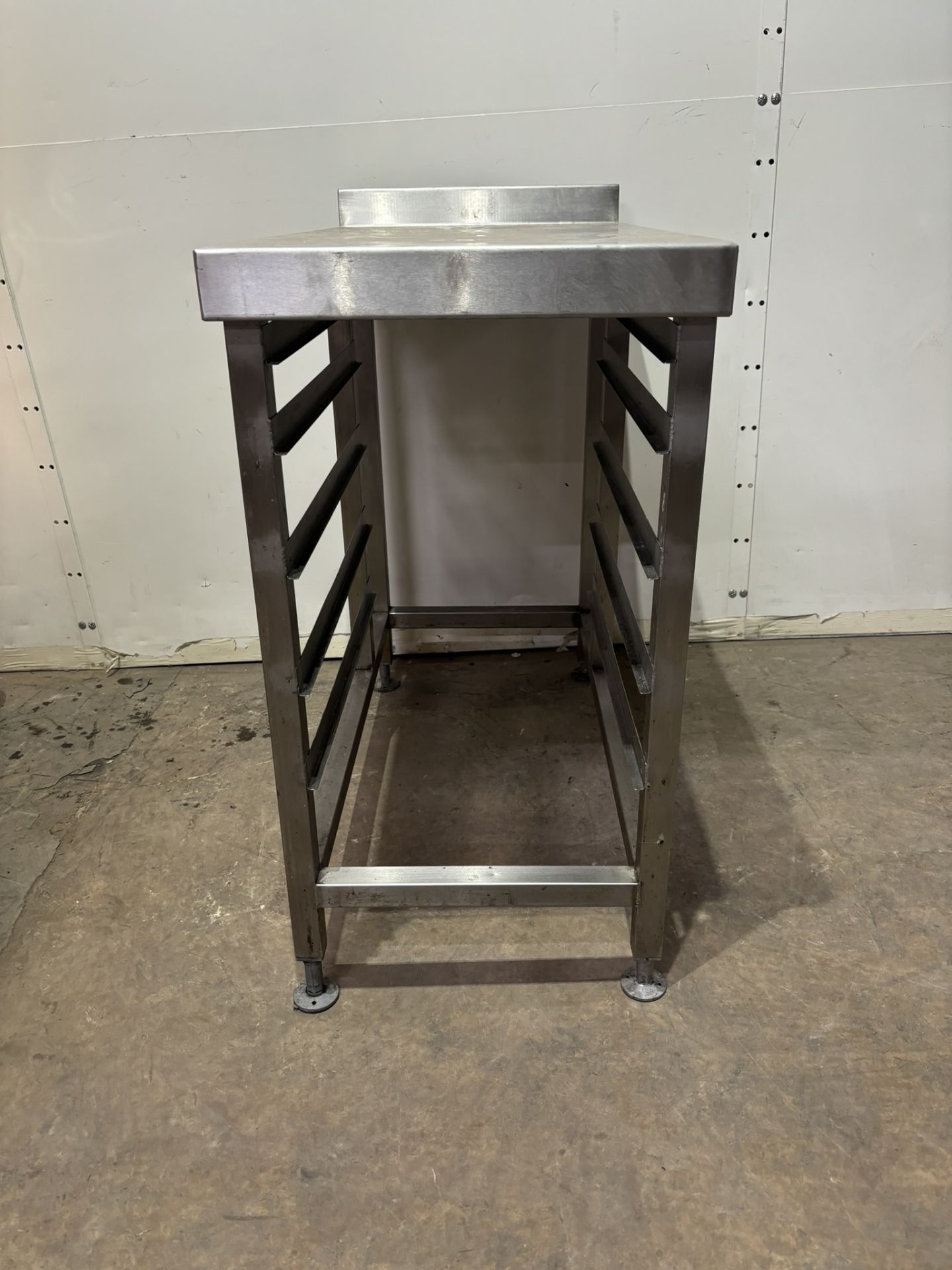 Small Catering Preperation Table with Tray Racking - Bild 3 aus 4