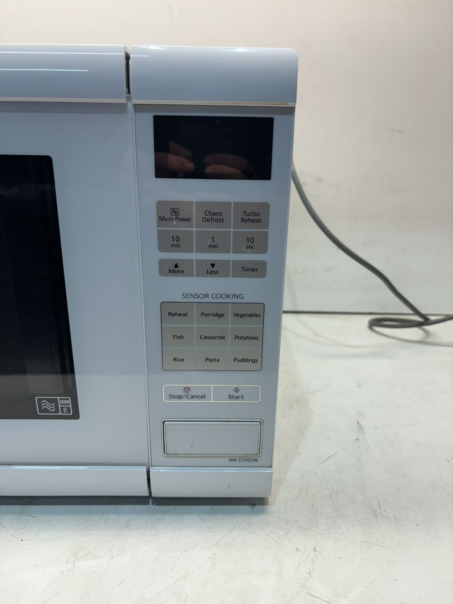 Panasonic NN-ST452W 900W Microwave Oven - Bild 2 aus 4