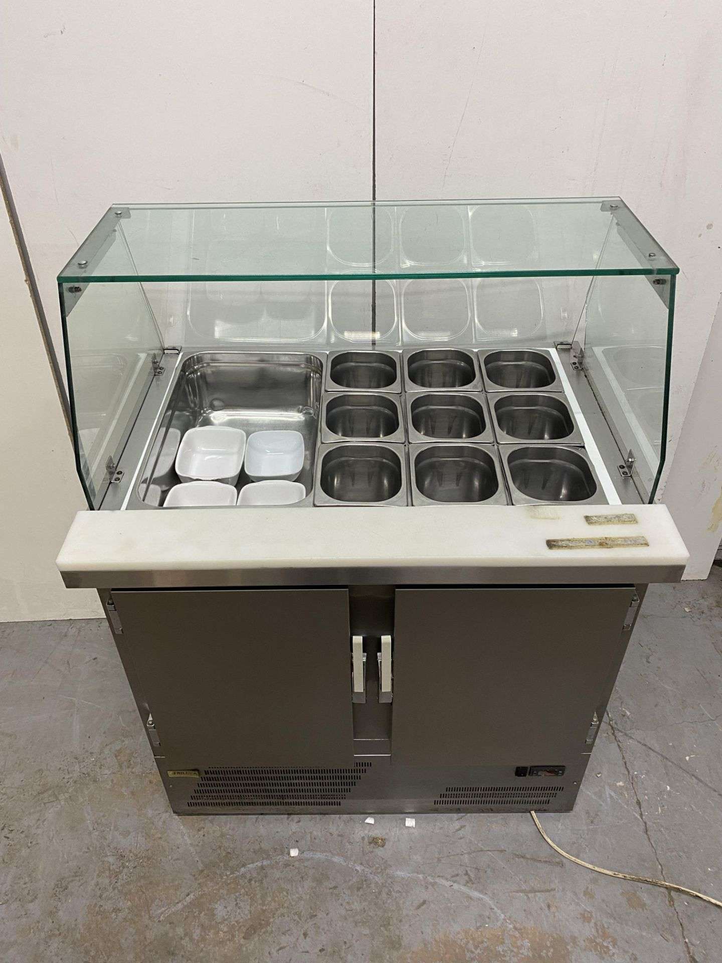 Frilia 2 Door Refrigerated Preparation Counter With Glass Display