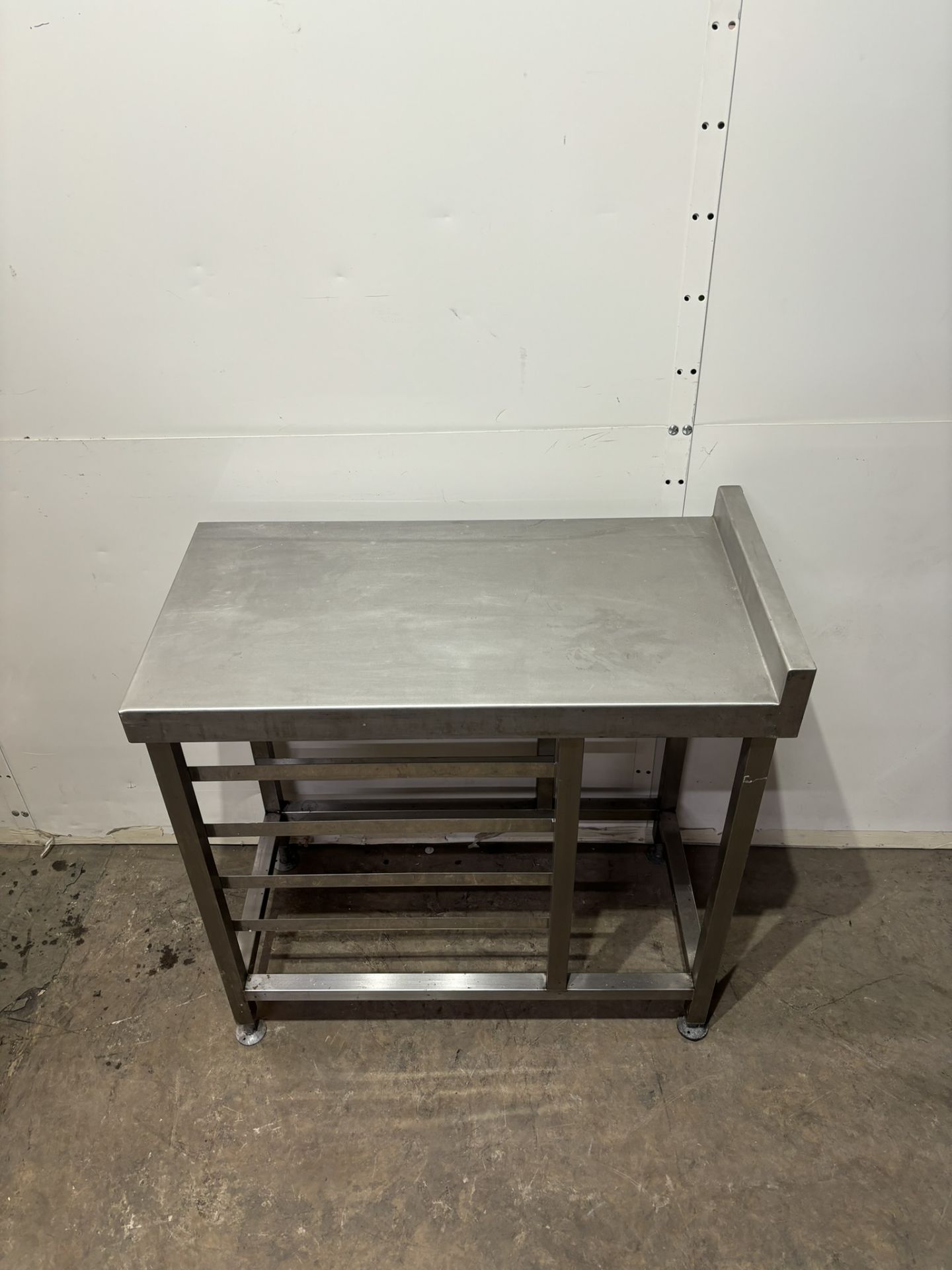 Small Catering Preperation Table with Tray Racking - Bild 2 aus 4