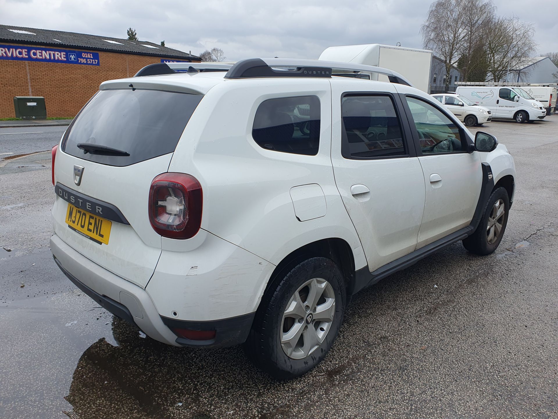 Dacia Duster Comfort TCE 4x2 5 Door Hatchback | MJ70 ENL | White | Manual | 21,290 Miles - Image 6 of 16