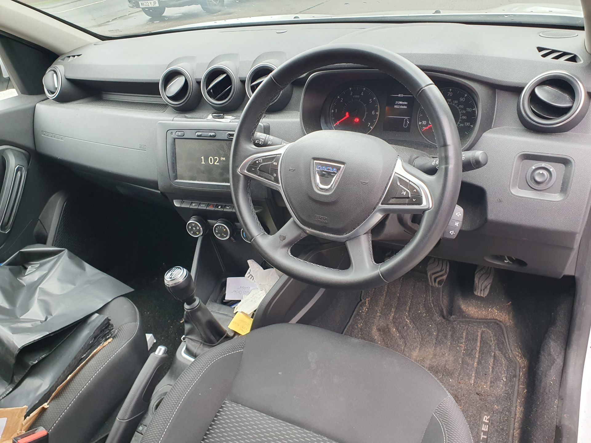Dacia Duster Comfort TCE 4x2 5 Door Hatchback | MJ70 ENL | White | Manual | 21,290 Miles - Image 12 of 16