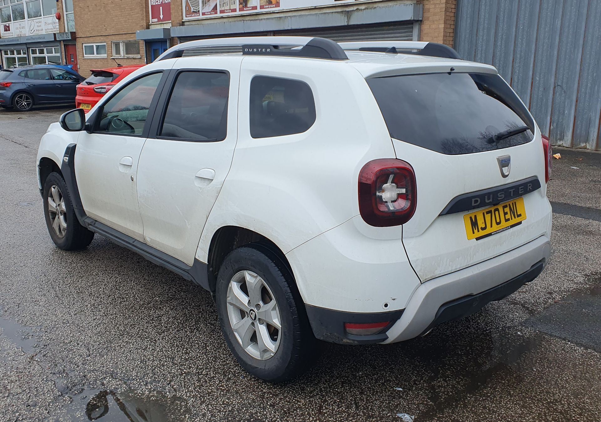 Dacia Duster Comfort TCE 4x2 5 Door Hatchback | MJ70 ENL | White | Manual | 21,290 Miles - Image 8 of 16