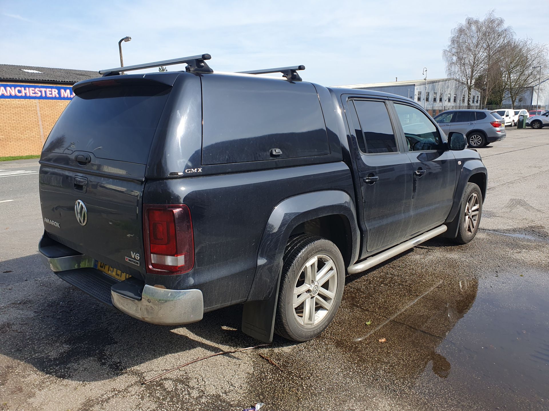 Volkswagen Amarok Highline V6 TDI | DF19 LFU | Black | Automatic | 116,369 Miles - Image 5 of 29