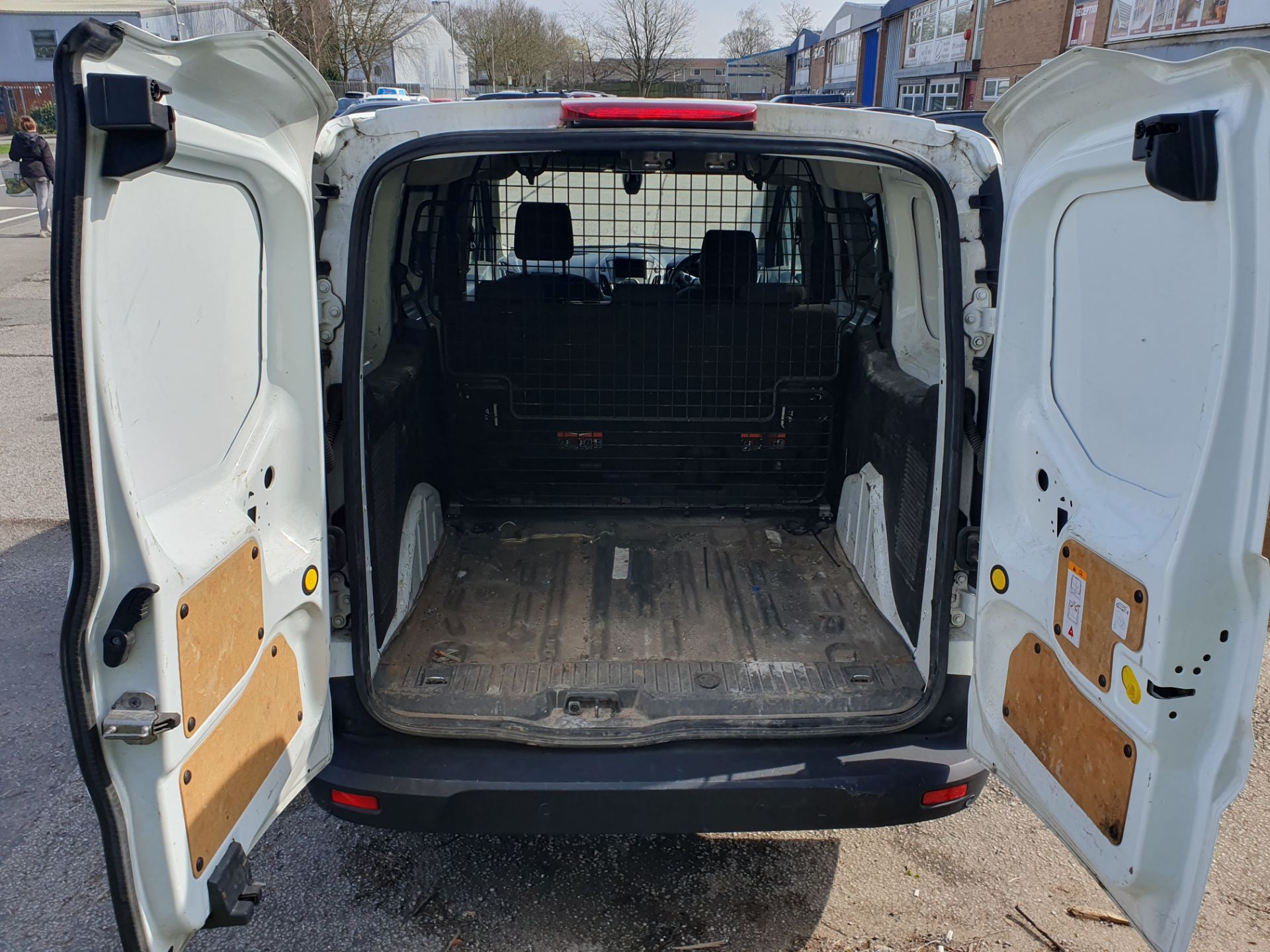 Ford Transit Connect 230 | VX67 UKP | White | Manual | 112,912 Miles - Image 12 of 23