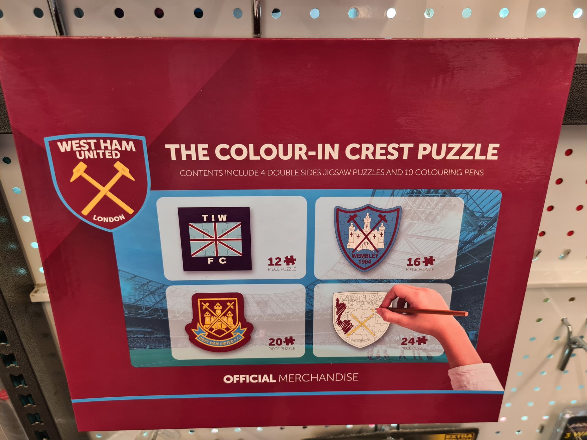 100 x West Ham FC The Colour In Crest Jigsaw | Total RRP £1,500