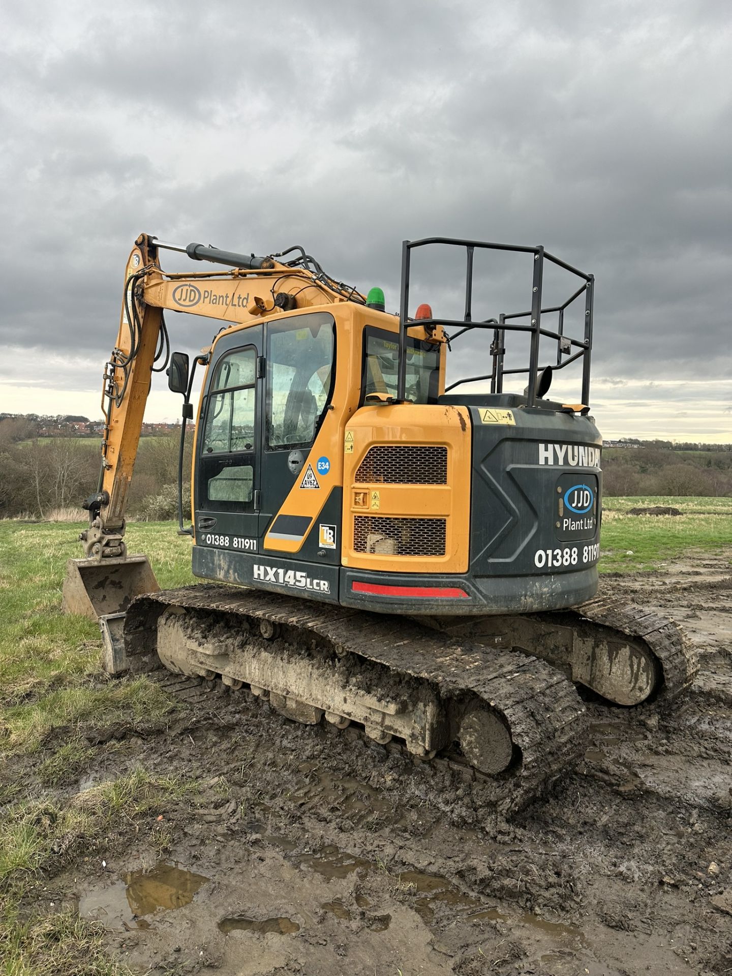 Hyundai HX145LCR Compact Excavator | YOM: 2021 | Hours: 2,691 - Image 7 of 16