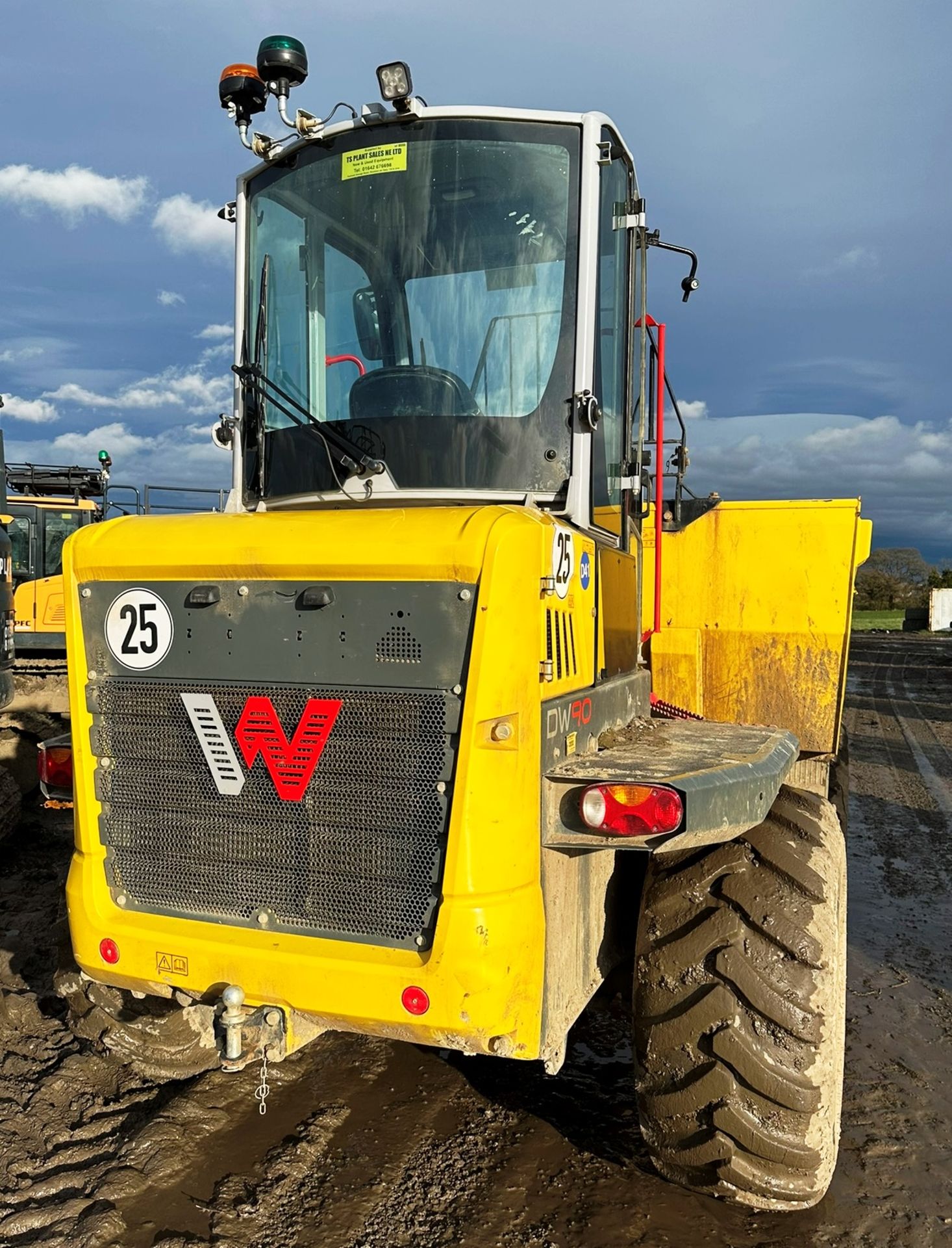 Wacker Neuson DW90-2 Straight Tip Cab Dumper | YOM: 2022 | Hours: 615 - Image 3 of 13