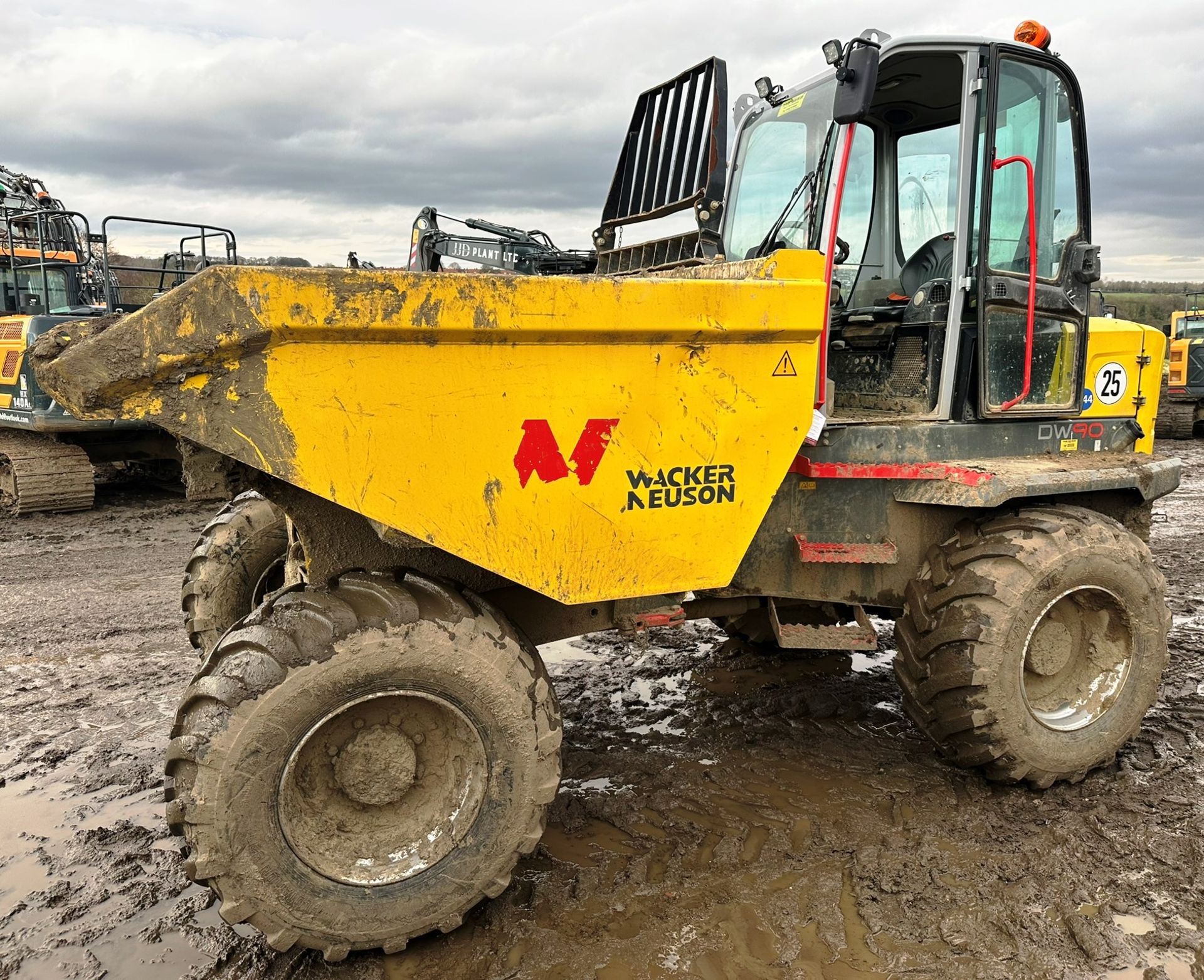 Wacker Neuson DW90-2 Straight Tip Cab Dumper | YOM: 2022 | Hours: 381 - Bild 2 aus 11