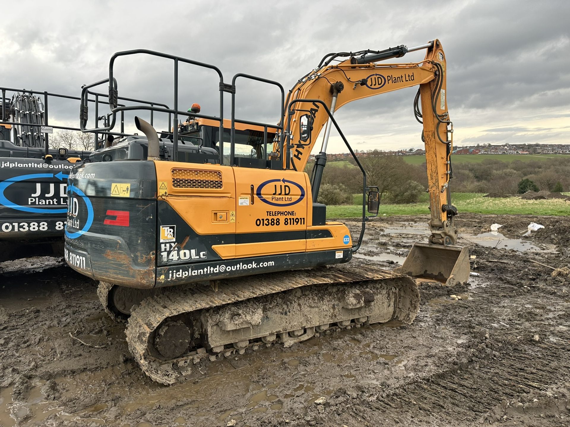 Hyundai HX140L C Excavator | YOM: 2021 | Hours: 2,603 - Image 3 of 12