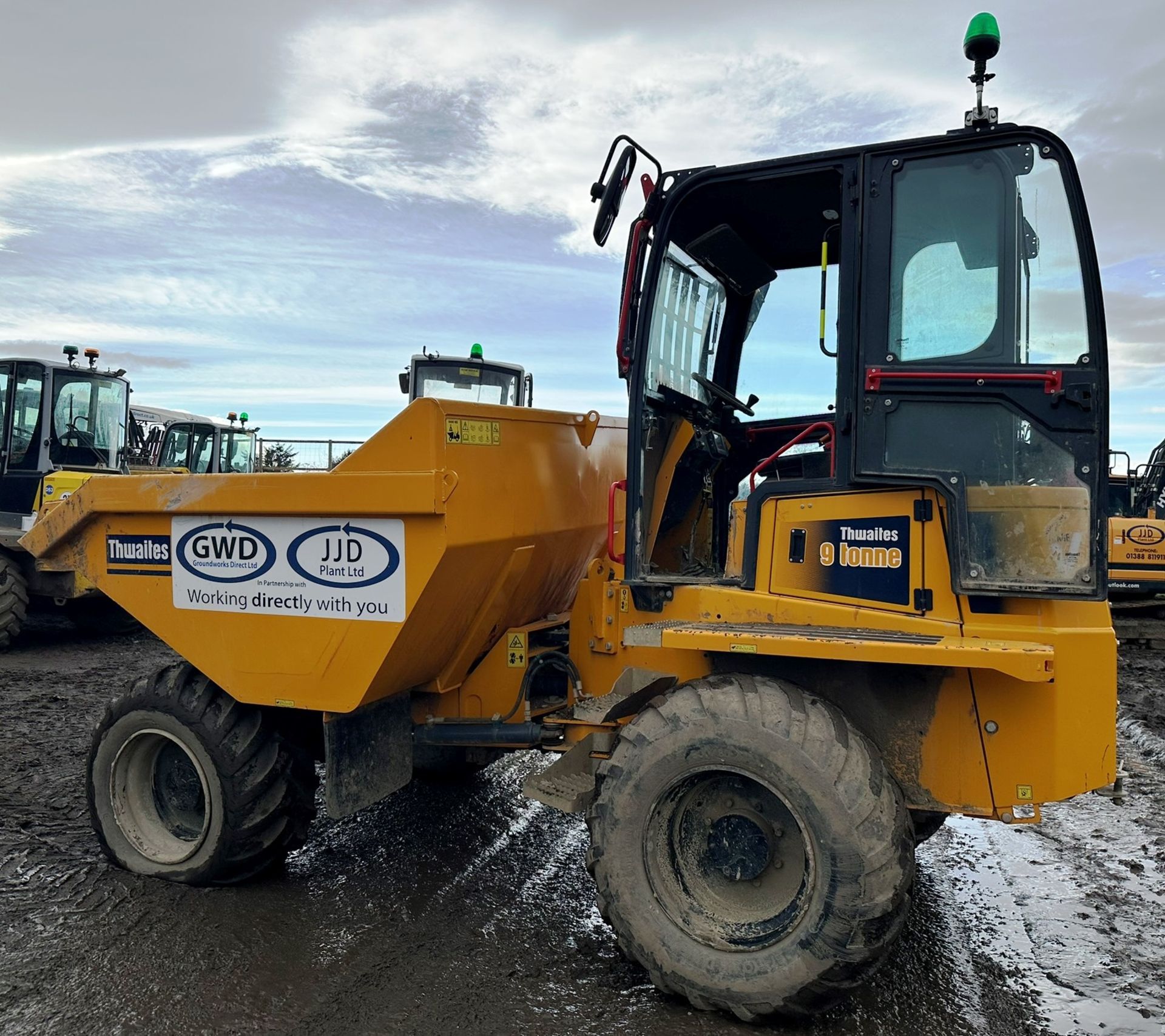 Thwaites Mach 2390 9T Dumper | YOM: 2022 | Hours: 283 - Image 6 of 12