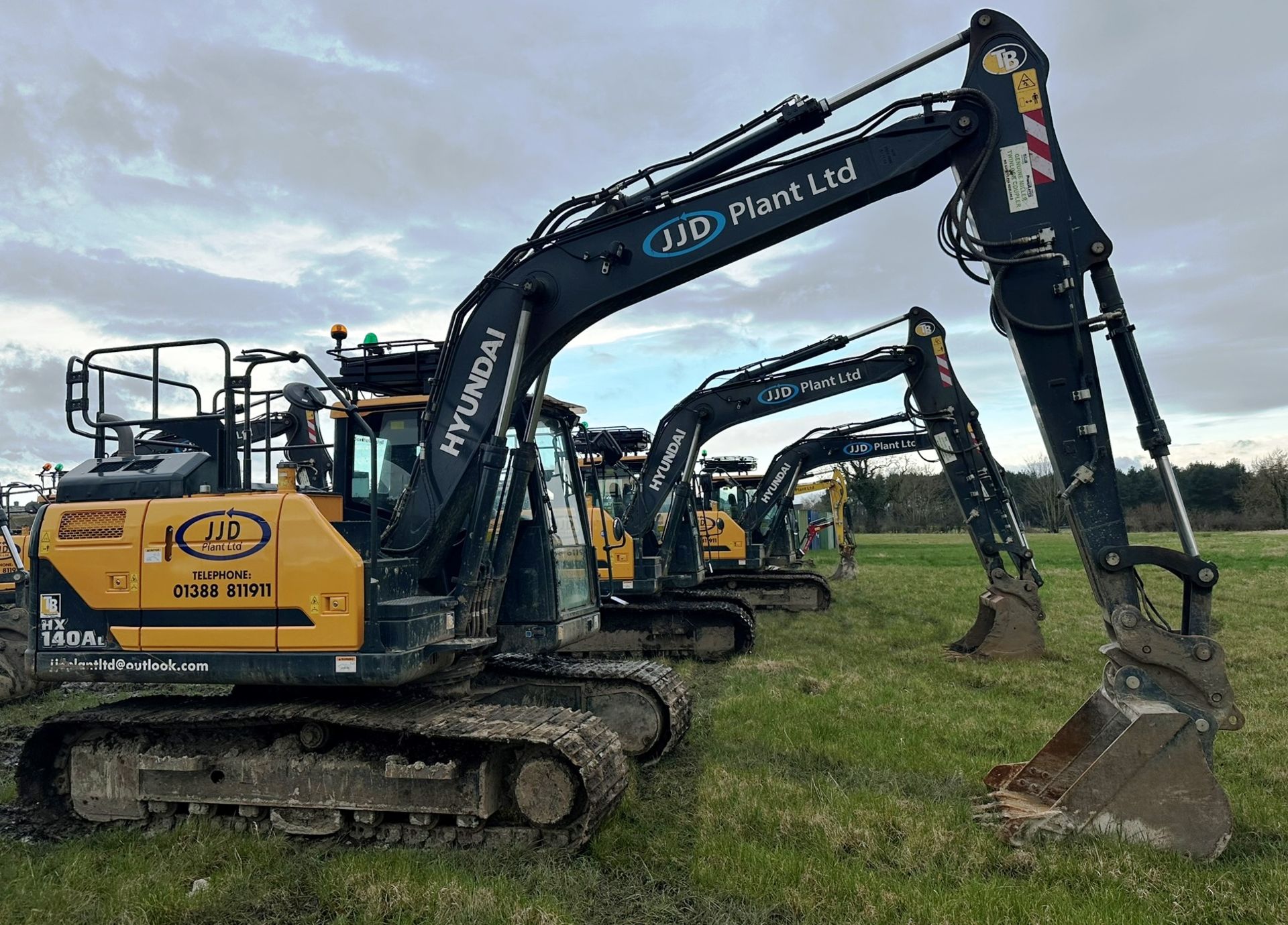 Hyundai HX140A L Excavator | YOM: 2022 | Hours: 1,349 - Image 2 of 15