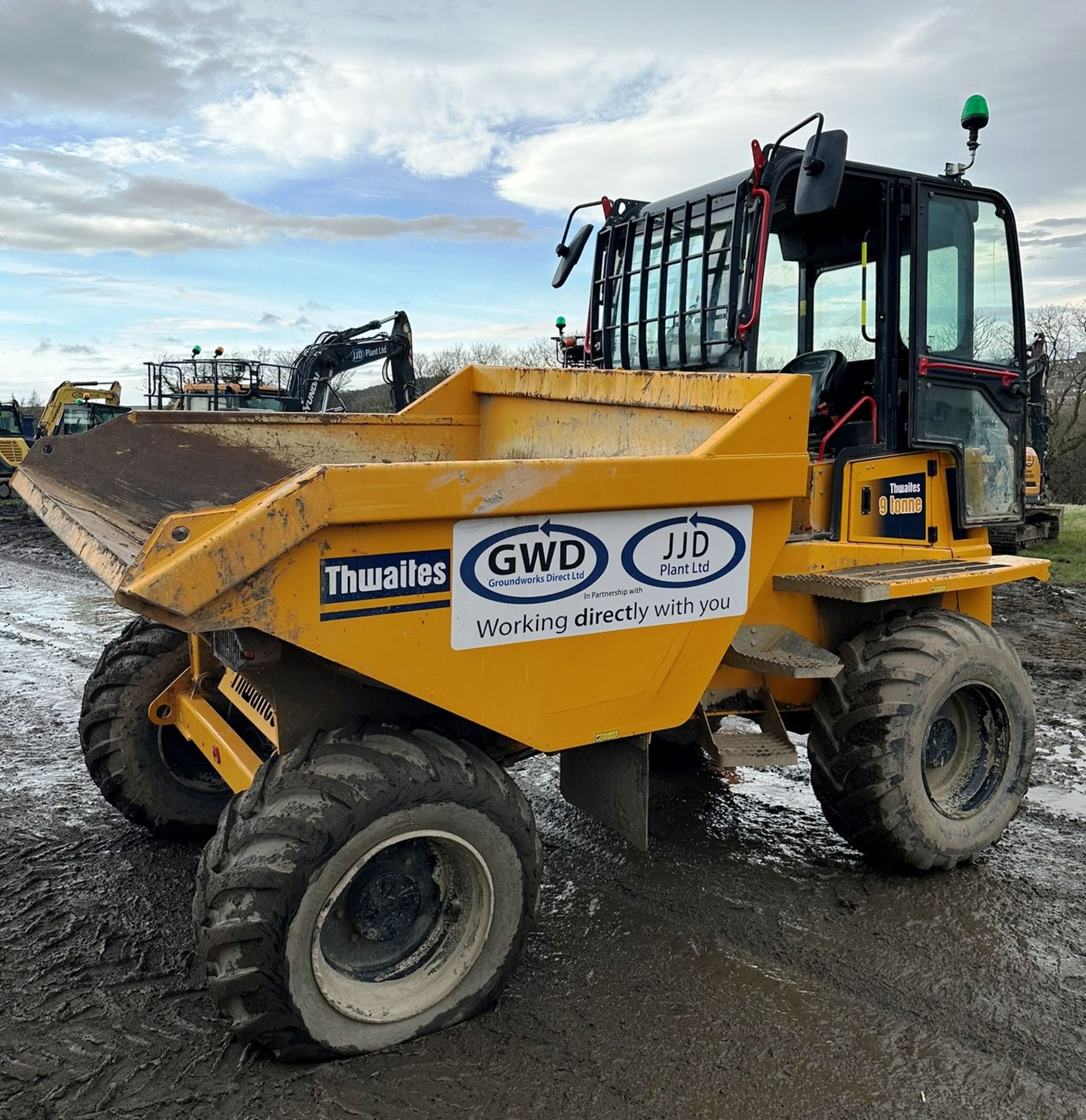 Thwaites Mach 2390 9T Dumper | YOM: 2022 | Hours: 283 - Image 5 of 12