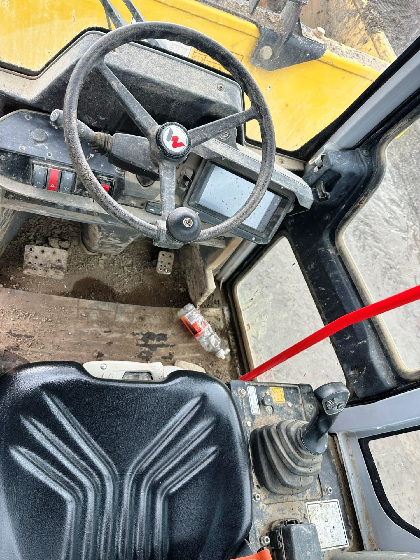 Wacker Neuson DW90-2 Straight Tip Cab Dumper | YOM: 2022 | Hours: 381 - Image 10 of 11