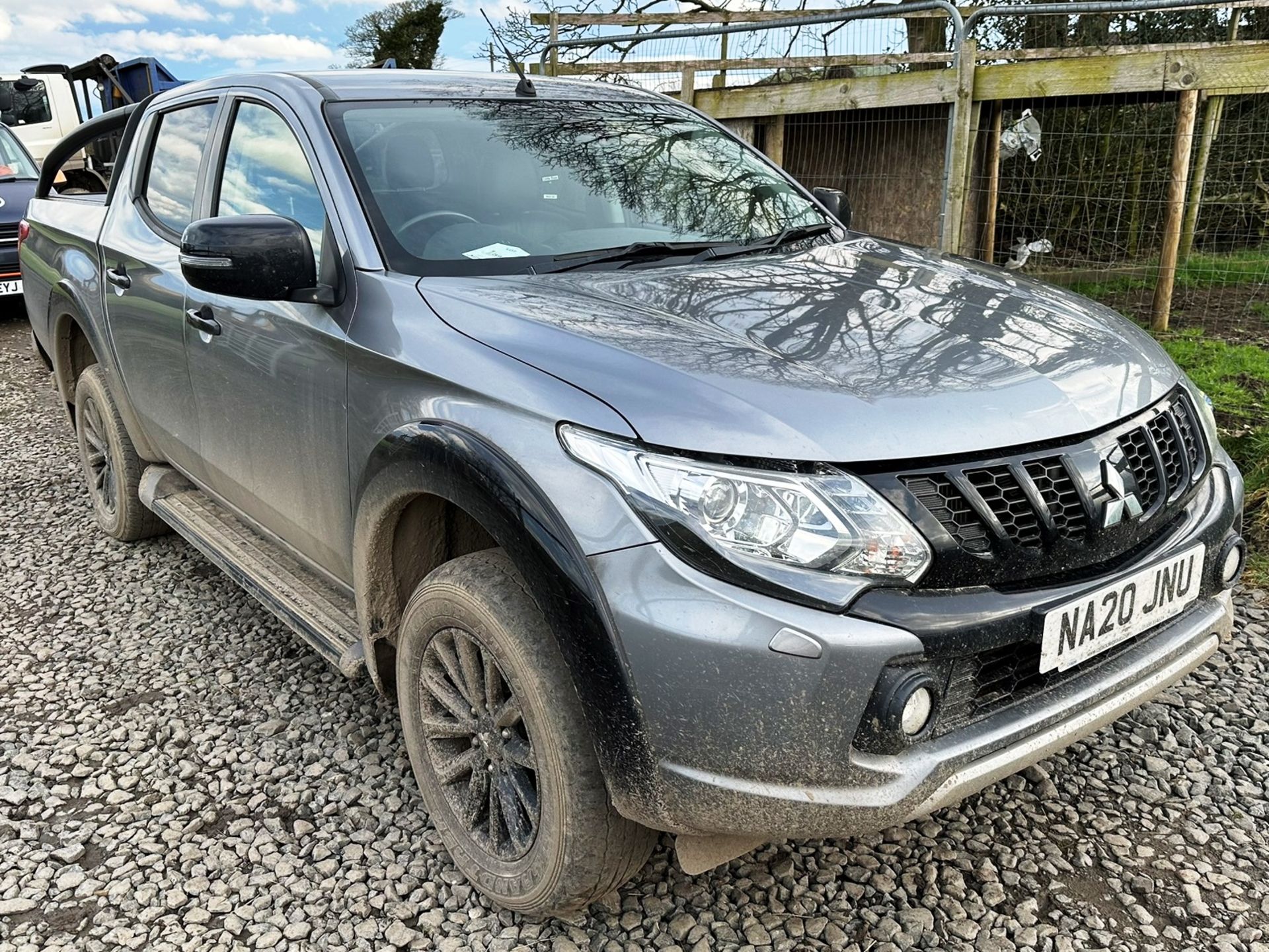 Mitsubishi L200 Challenger Double Cab | NA20 JNU | 60,581 - Image 11 of 11