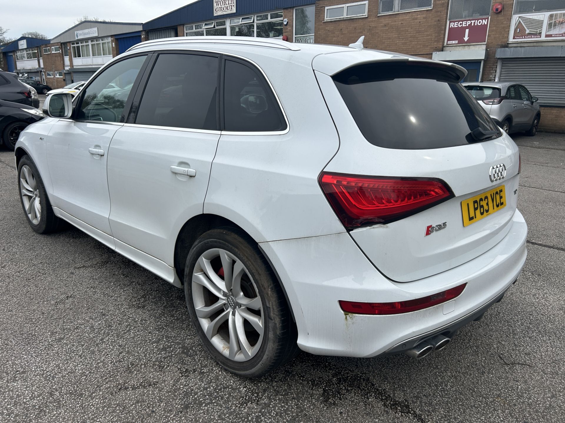 Audi SQ5 TDI Quattro Auto Diesel Estate | LP63 YCE | 98,816 Miles | ZERO VAT ON HAMMER - Image 4 of 18