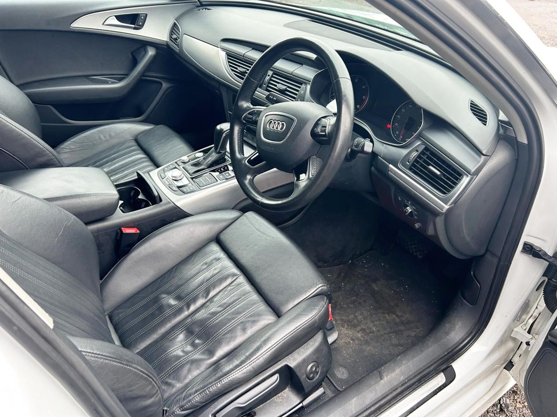 Audi A6 SE TDI Ultra S-A | RK65 GNY | Mileage: 128,695 | Driver Window Broke | ZERO VAT ON HAMMER - Image 10 of 17