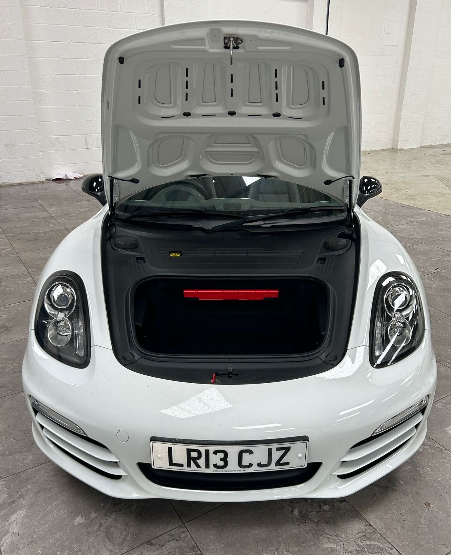 Porsche Boxster 24V S-A Convertible | LR13 CJZ | Mileage: 12,686 | ZERO VAT ON HAMMER - Image 12 of 17