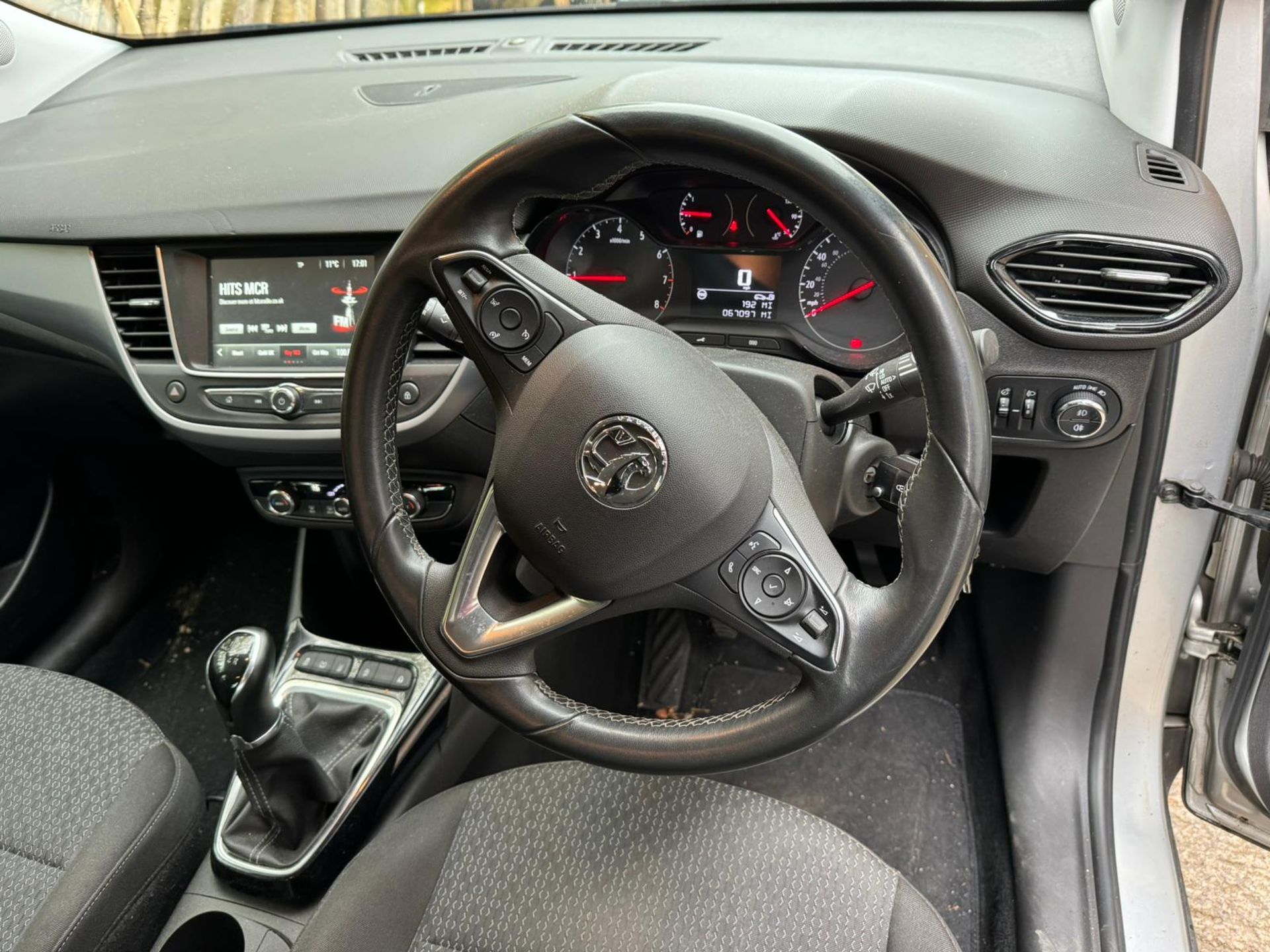 Vauxhall Crossland X SE EcoTec S/S Petrol 5 Door Hatchback | RE67 UED | 67,097 Miles - Image 7 of 11