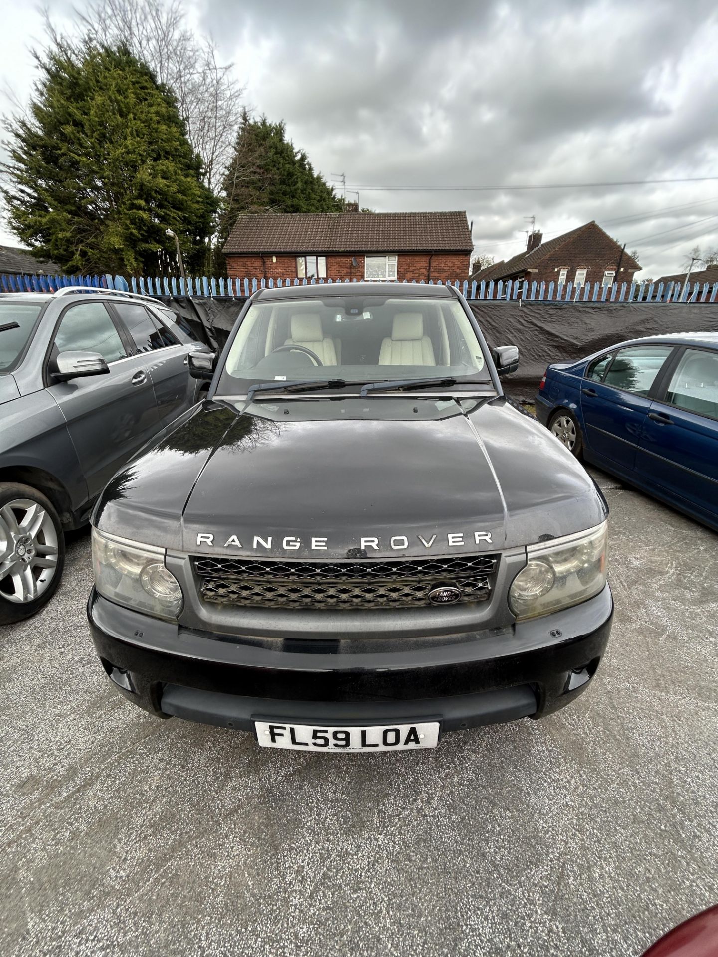 Land Rover Range Rover SP HSE TDV6 A Diesel Estate | FL59 LOA | 71,237 Miles | NON-STARTER - Image 3 of 12