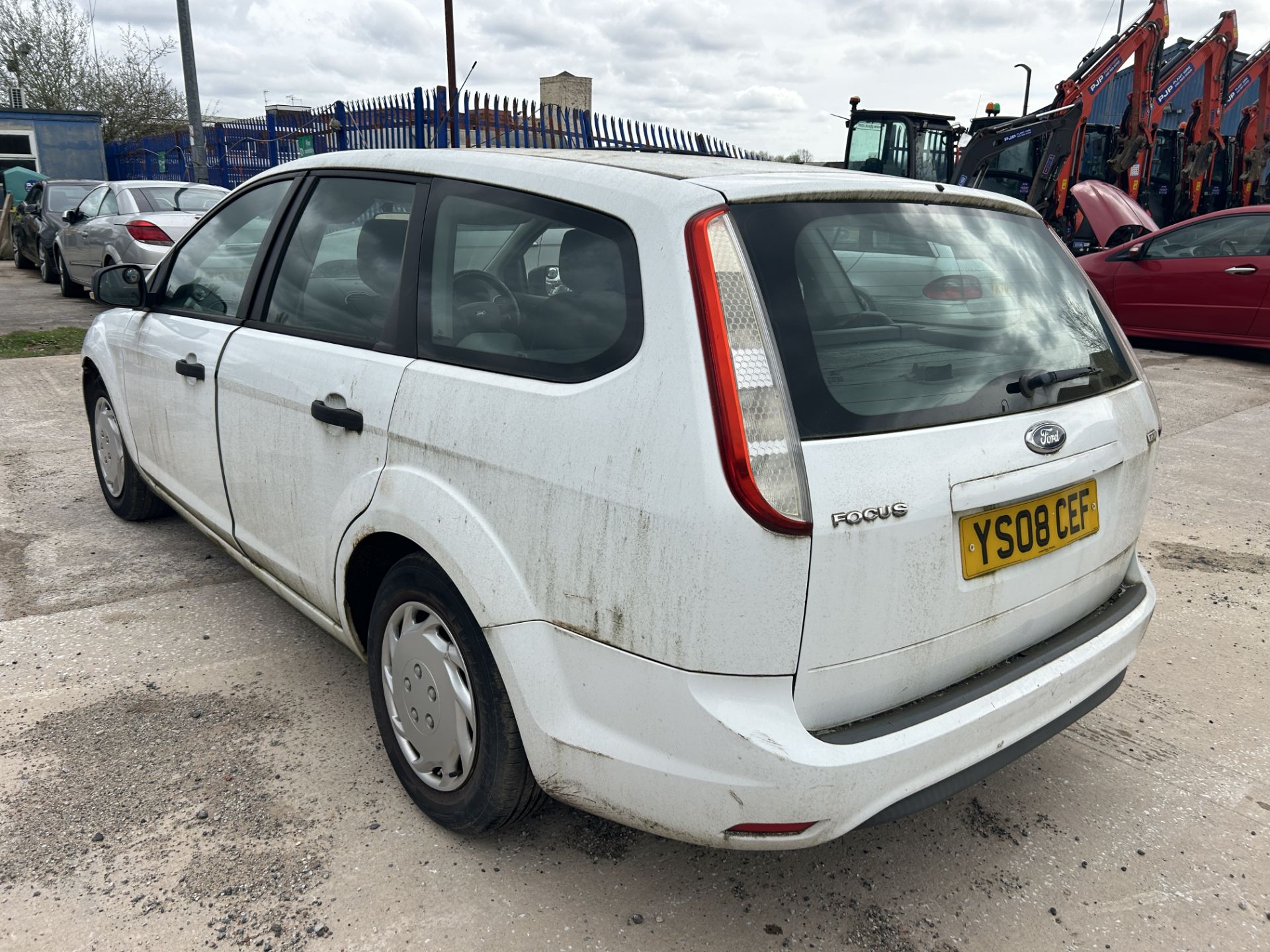 Ford Focus TD 90 Diesel Estate | YS08 CEF | 167,943 Miles | RUNNER - Image 4 of 14