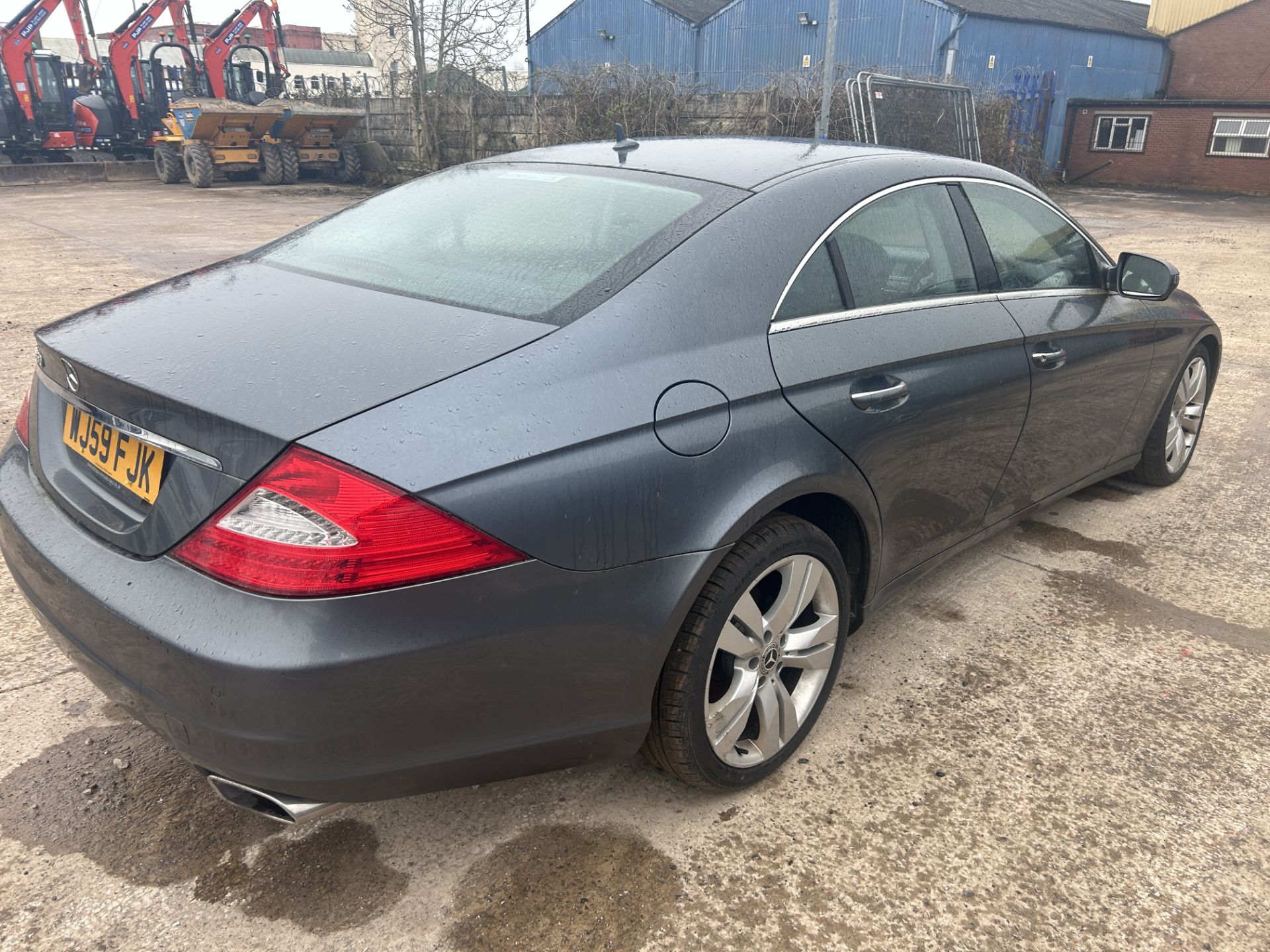 Mercedes-Benz CLS350 CDI Auto Diesel Coupe | WJ59 FJK | NO KEY - Image 7 of 13