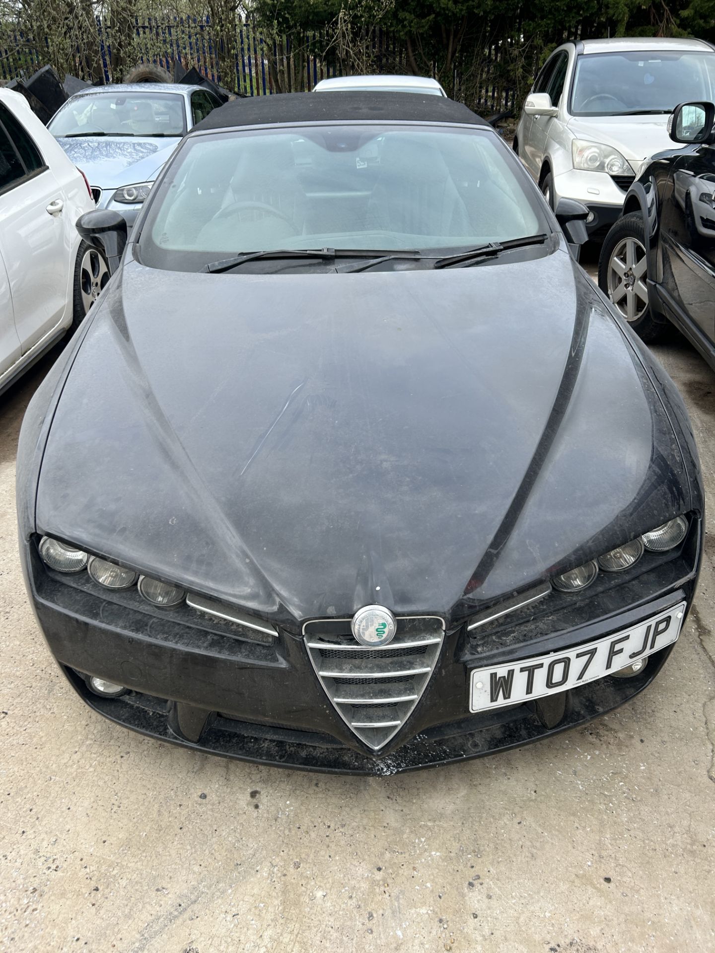 Alfa Romeo Spider JTDM Diesel Convertible | WT07 FJP | 48,009 Miles | RUNNER - Image 2 of 5