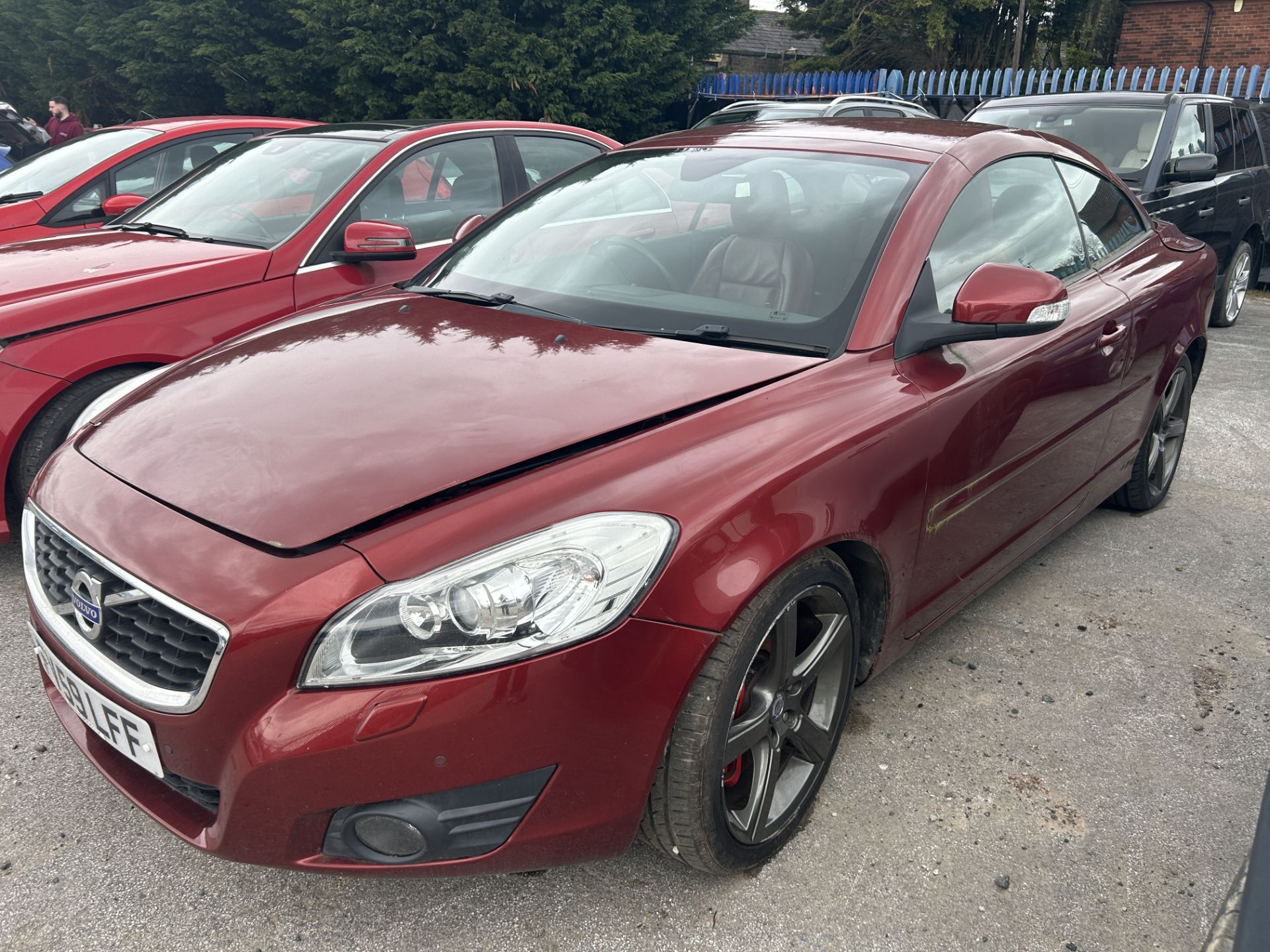 Volvo C70 SE LUX D Diesel Convertible | FV59 LFF | 96,066 Miles | RUNNER - Image 3 of 11