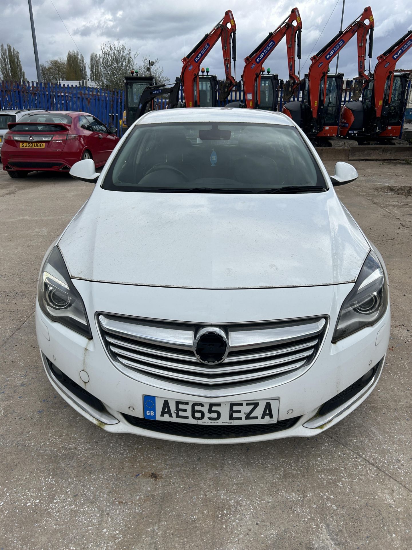 Vauxhall Insignia Diesel 5 Door Hatchback | AE65 EZA | 114,165 Miles - Image 2 of 11