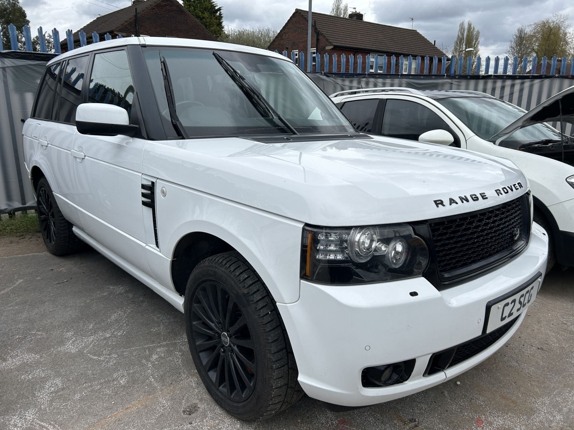 Land Rover Range Rover Vogue ESE TDV8A Diesel Estate | YF61 YWA | 140,696 Miles