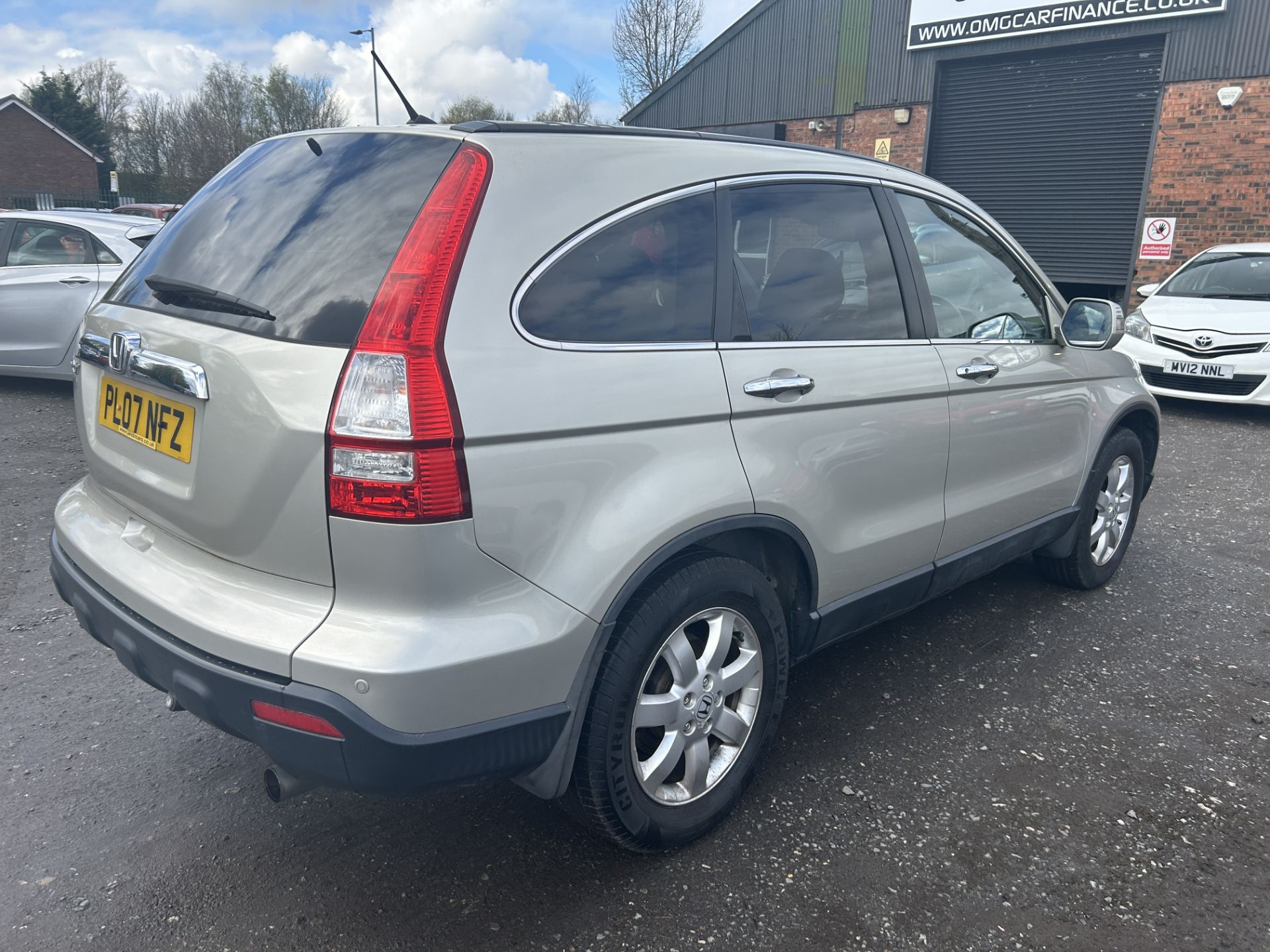 Honda CR-V ES I-VTEC Auto Petrol 5 Door Hatchback | PL07 NFZ | 91,477 Miles - Image 6 of 14